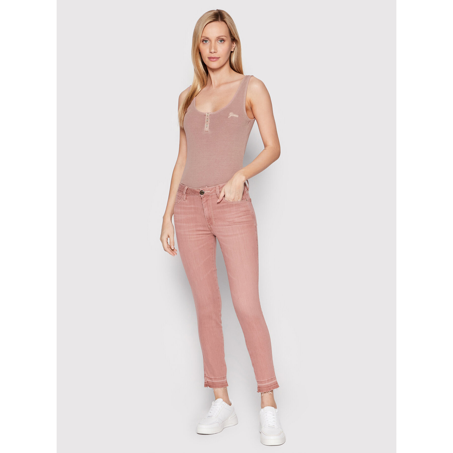 Guess Top W2YI00 KA0H1 Růžová Slim Fit - Pepit.cz