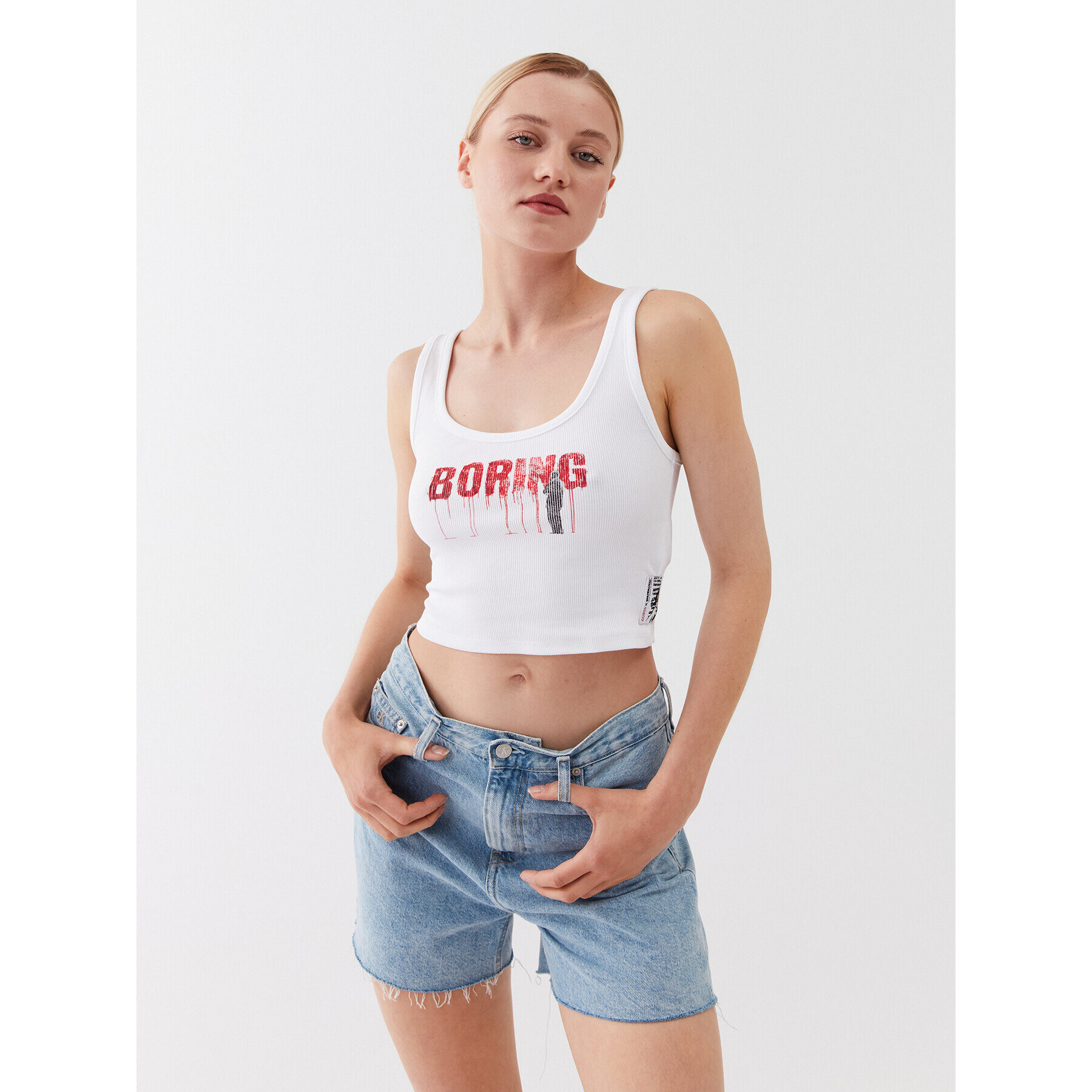 Guess Top W3YP50 KA0H1 Bílá Cropp Fit - Pepit.cz