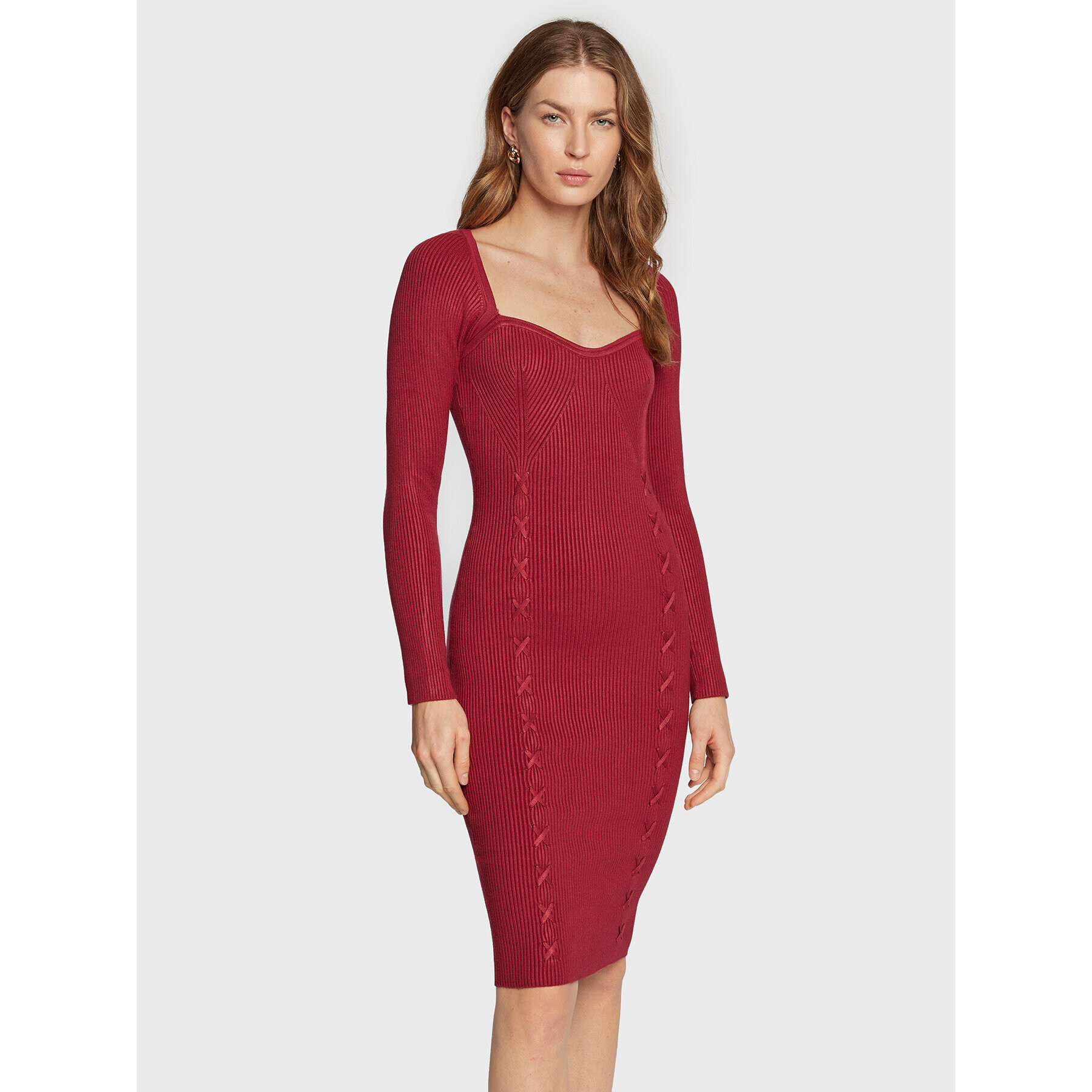 Guess Úpletové šaty Bodycon W2BK55 Z2YJ2 Bordó Slim Fit - Pepit.cz