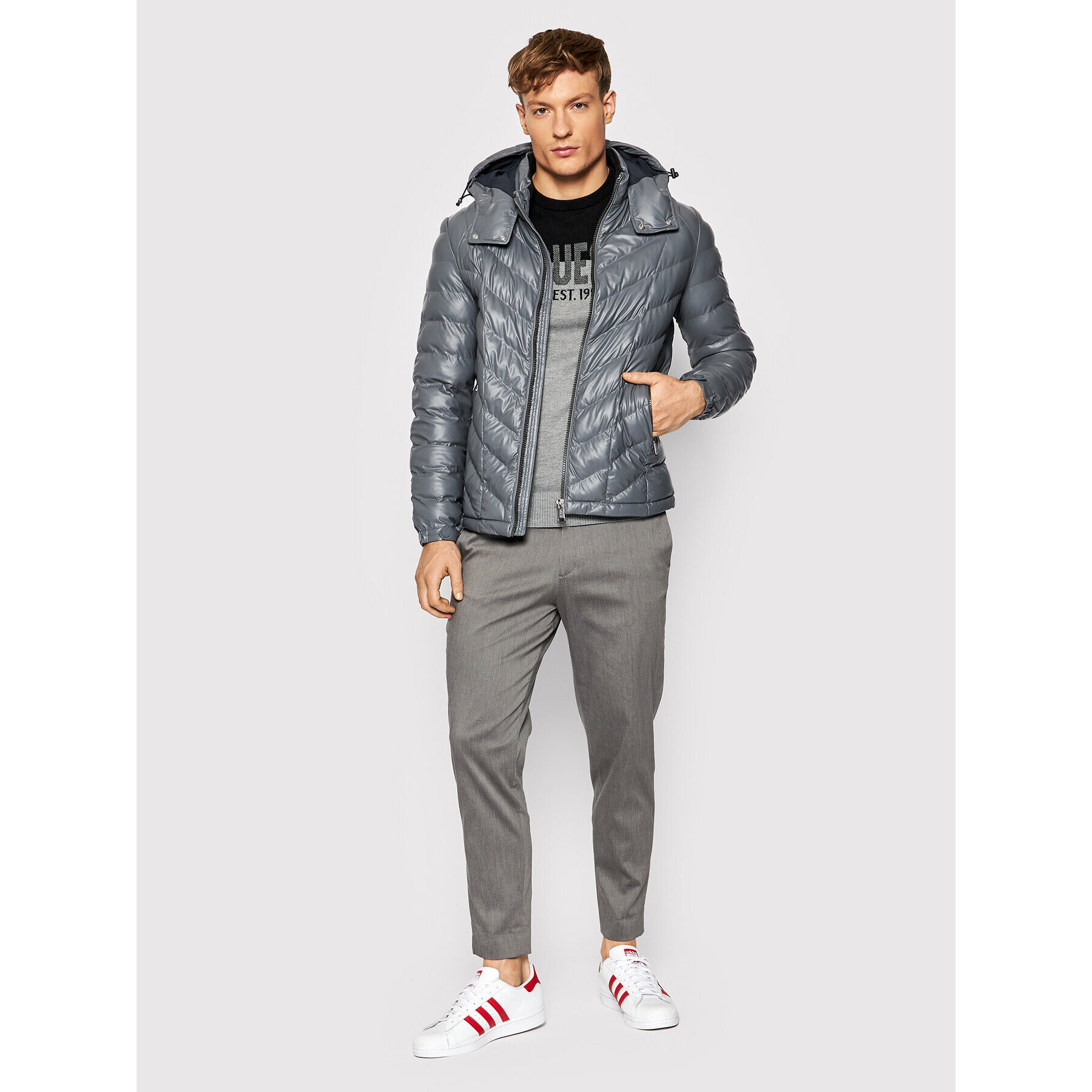 Guess Vatovaná bunda M1BL44 WE7A0 Šedá Regular Fit - Pepit.cz