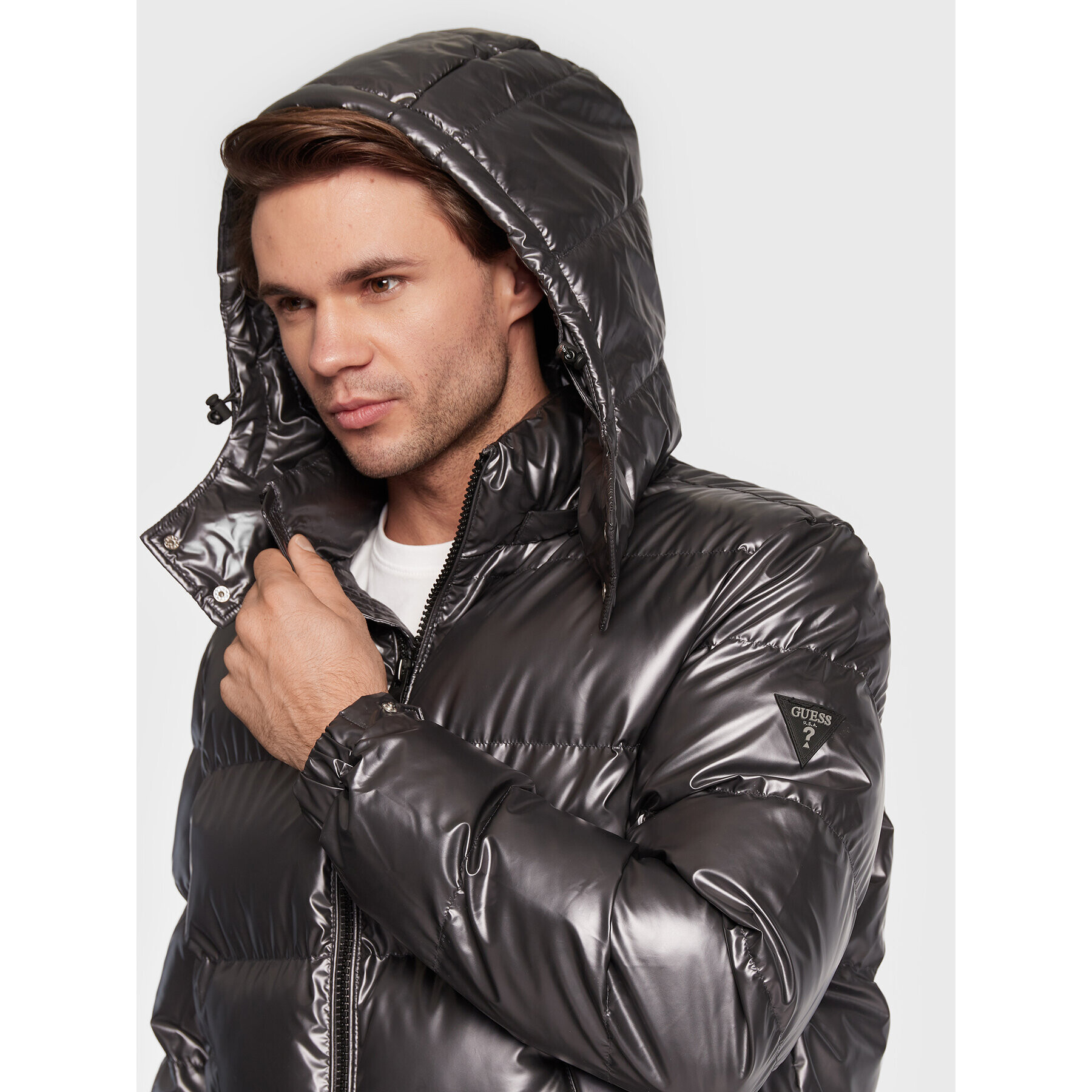 Guess Vatovaná bunda Puffer M2BL42 WEZH0 Černá Regular Fit - Pepit.cz