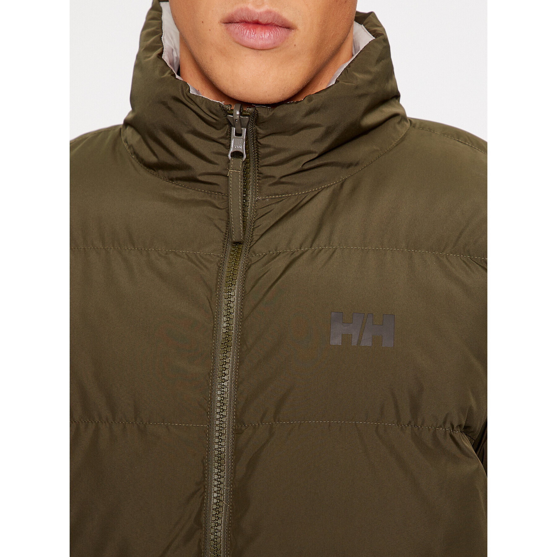 Helly Hansen Vatovaná bunda Yu 23 Reversible Puffer 54060 Khaki Regular Fit - Pepit.cz