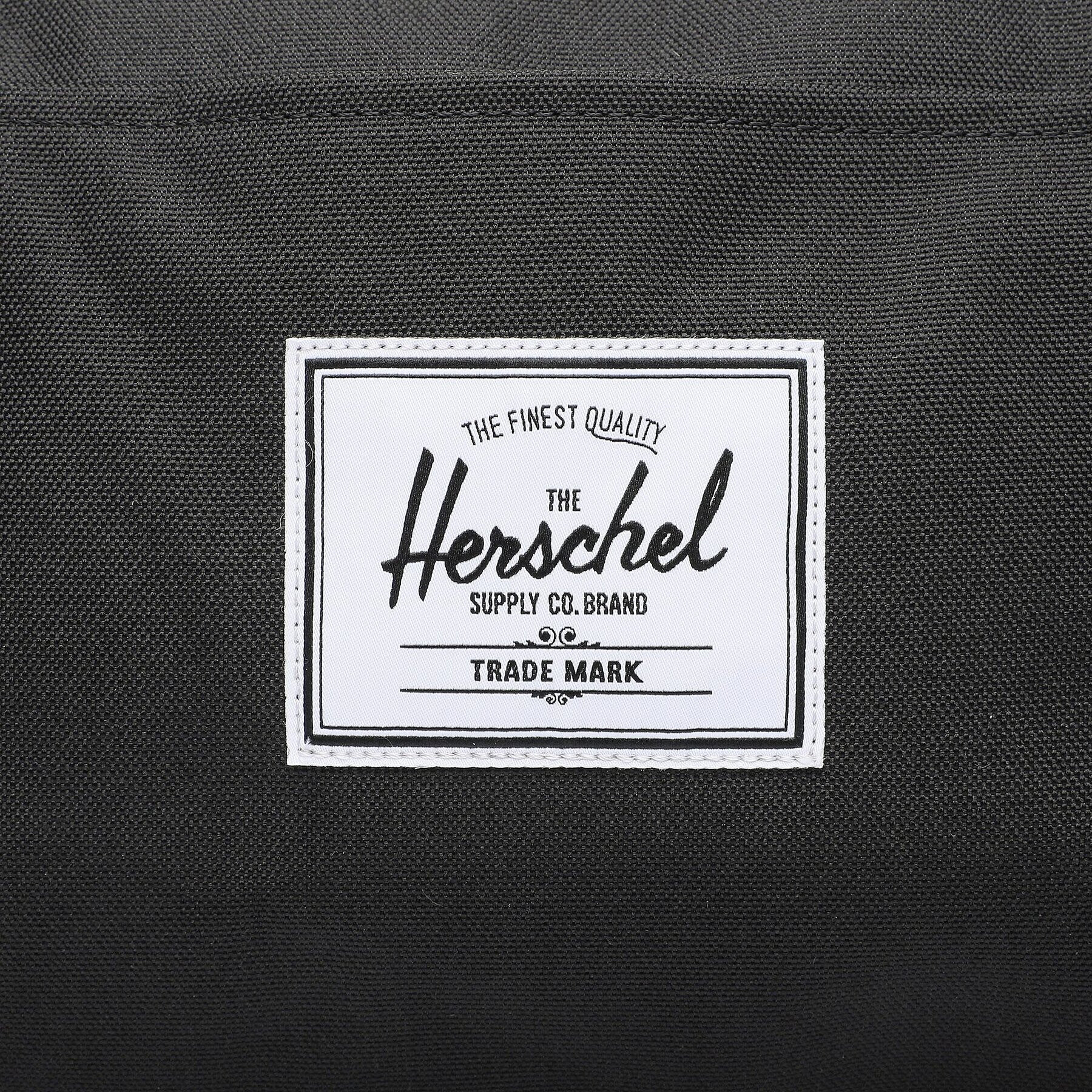 Herschel Taška Classic™ Gym Bag 11381-00001 Černá - Pepit.cz