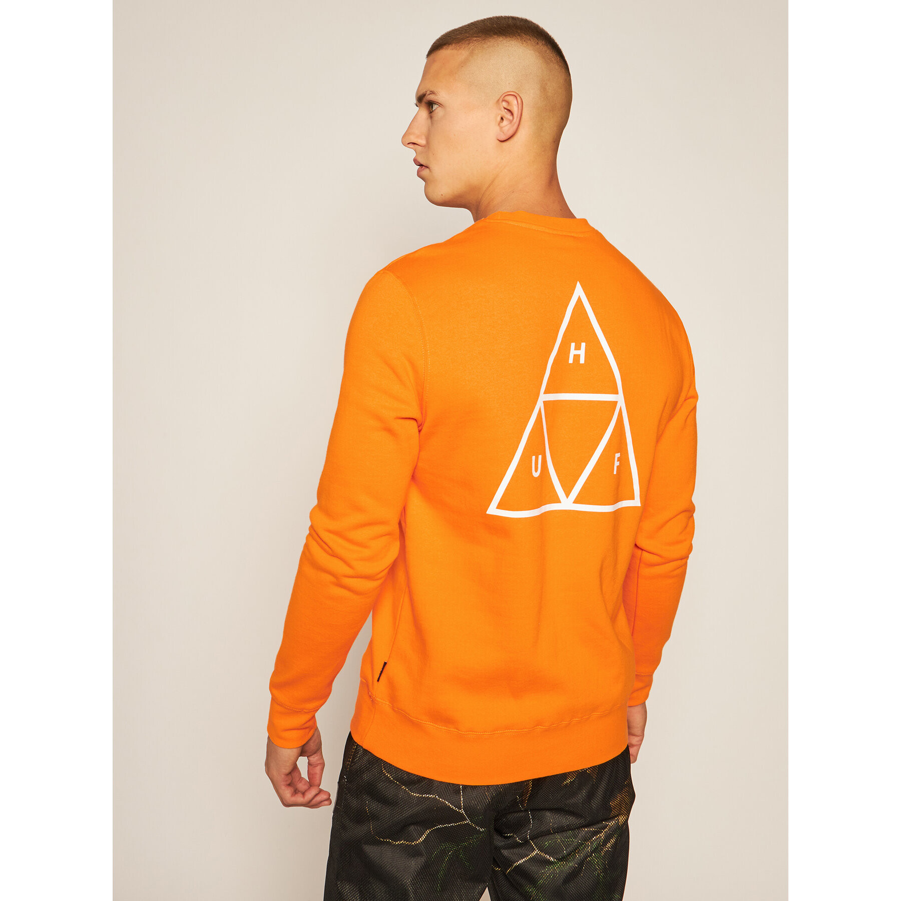 HUF Mikina Essentials PF00101 Oranžová Regular Fit - Pepit.cz