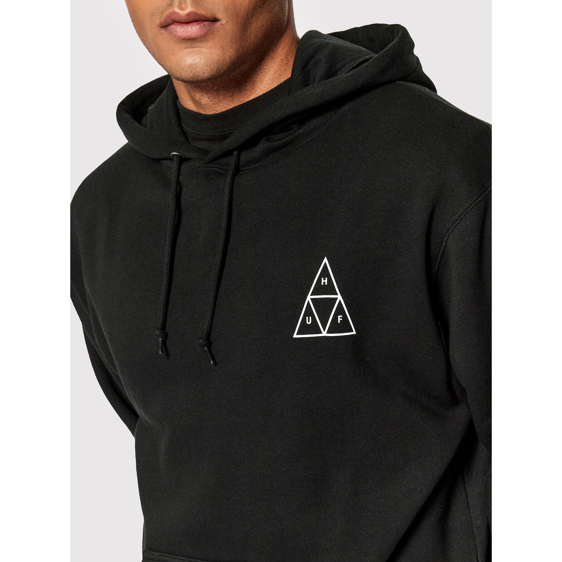 HUF Mikina Essentials Triple Triangle PF00491 Černá Regular Fit - Pepit.cz