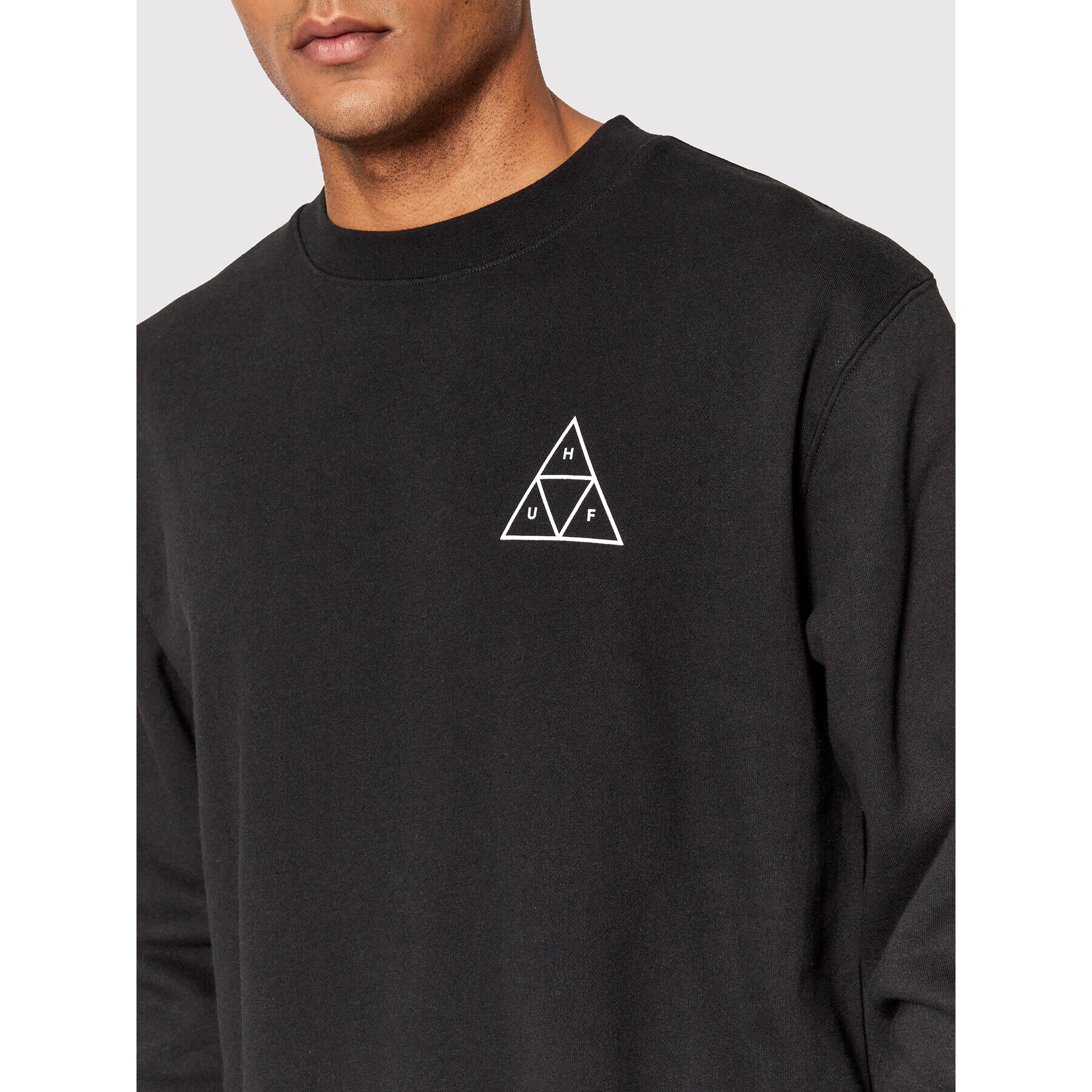 HUF Mikina Essentials Triple Triangle PF00492 Černá Regular Fit - Pepit.cz