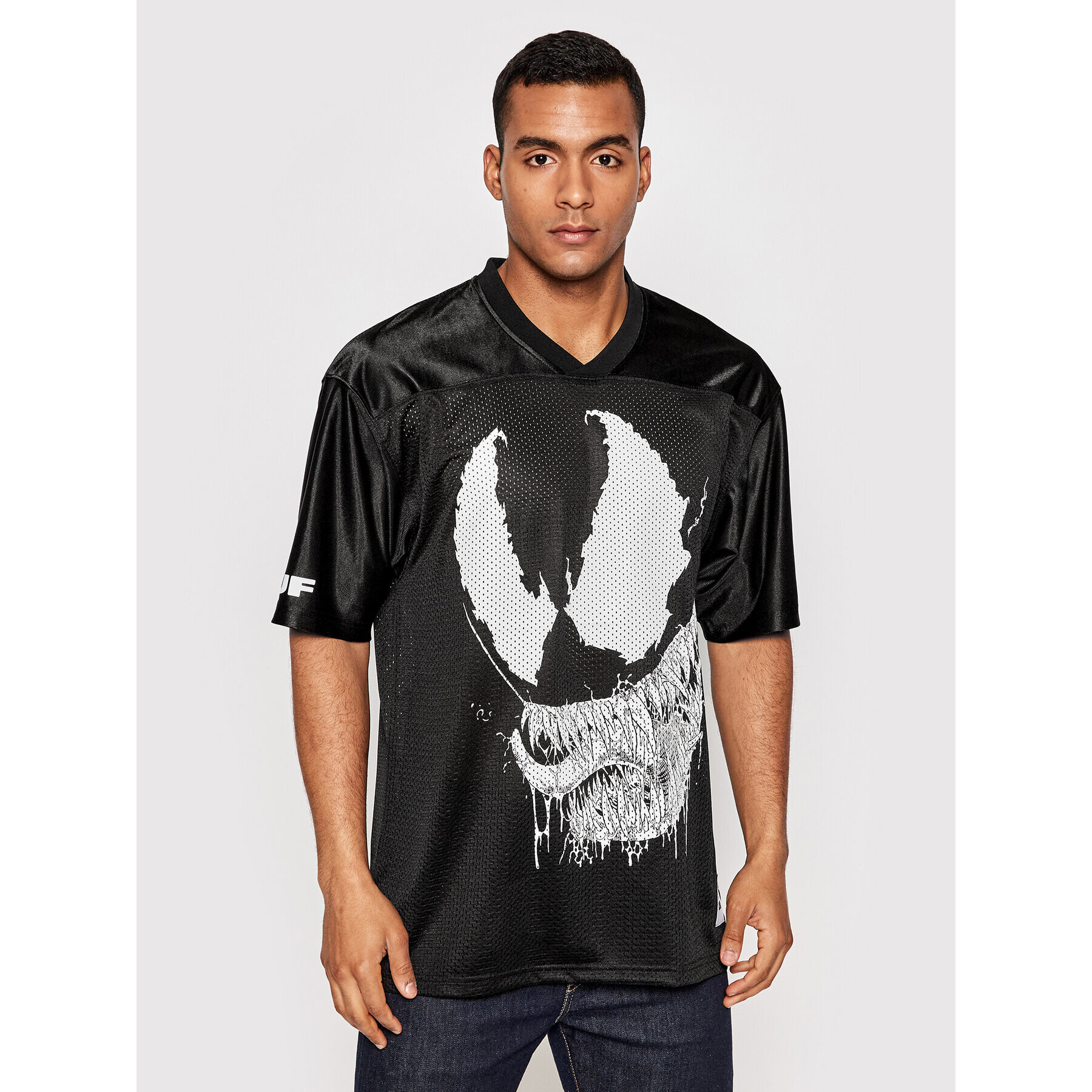 HUF T-Shirt MARVEL Venom Football KN00413 Černá Regular Fit - Pepit.cz