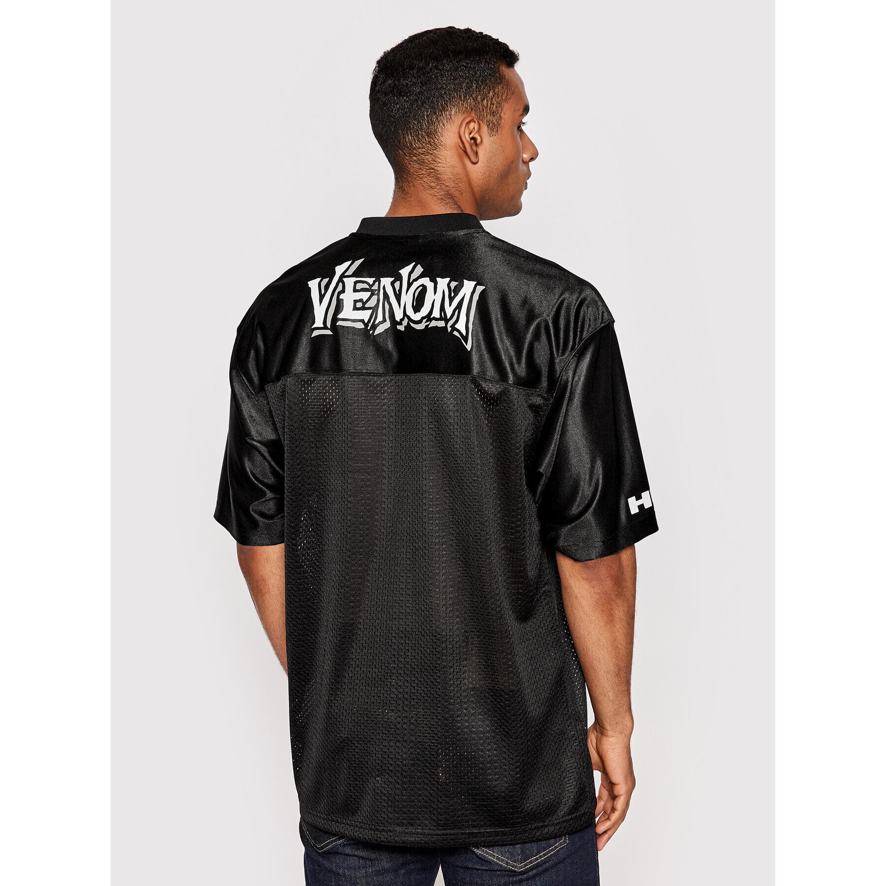 HUF T-Shirt MARVEL Venom Football KN00413 Černá Regular Fit - Pepit.cz