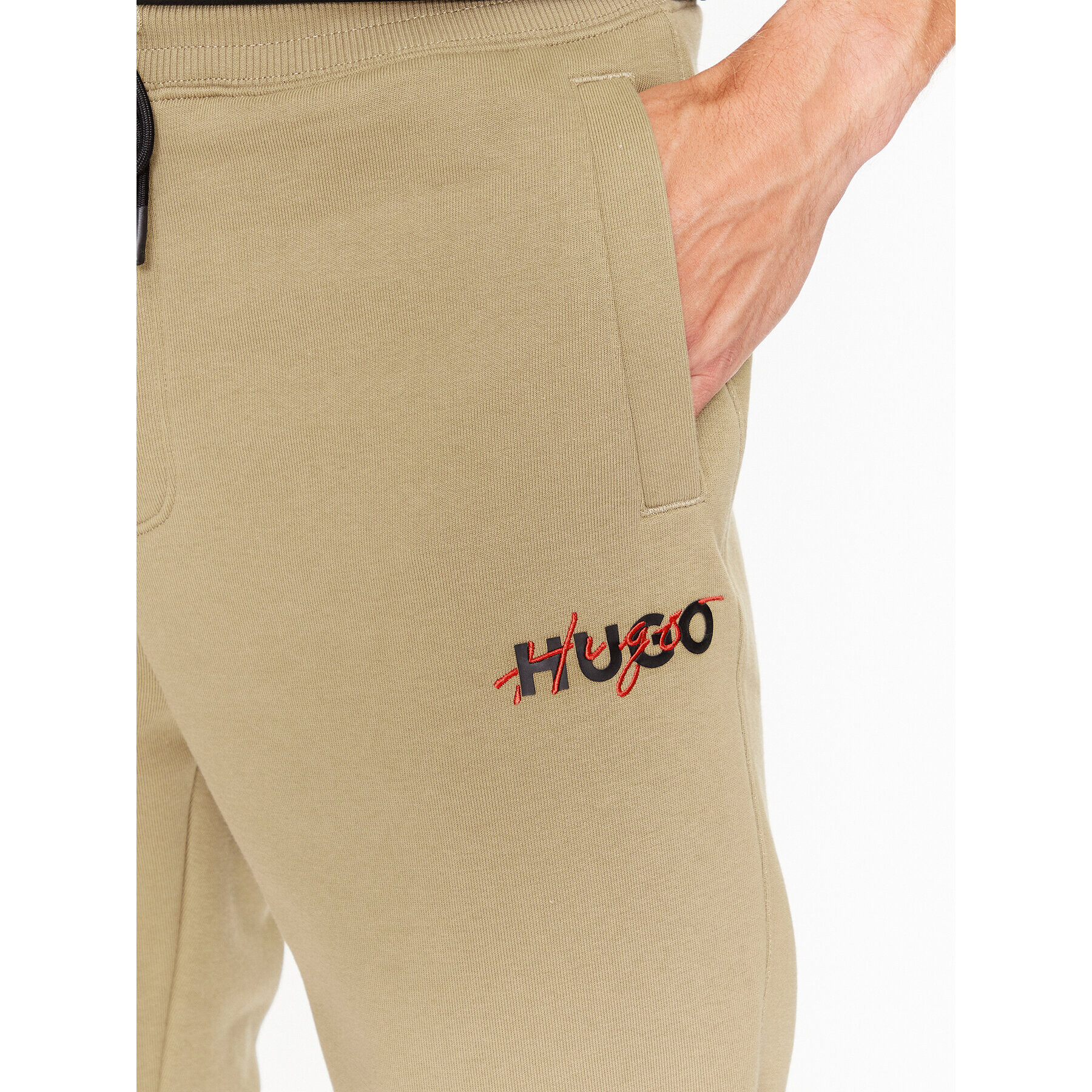 Hugo Teplákové kalhoty Drokko 50494571 Hnědá Relaxed Fit - Pepit.cz