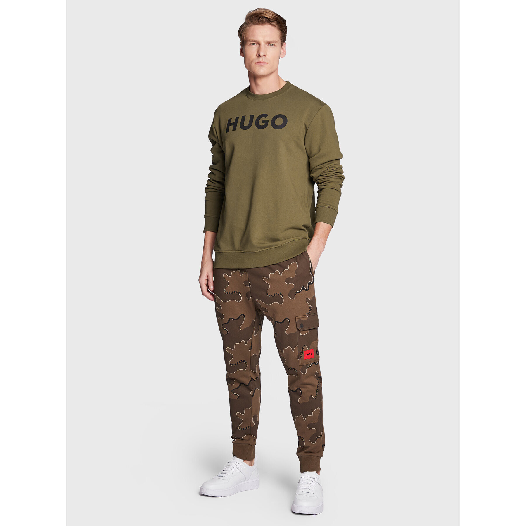 Hugo Teplákové kalhoty Dromwell 50481348 Khaki Regular Fit - Pepit.cz