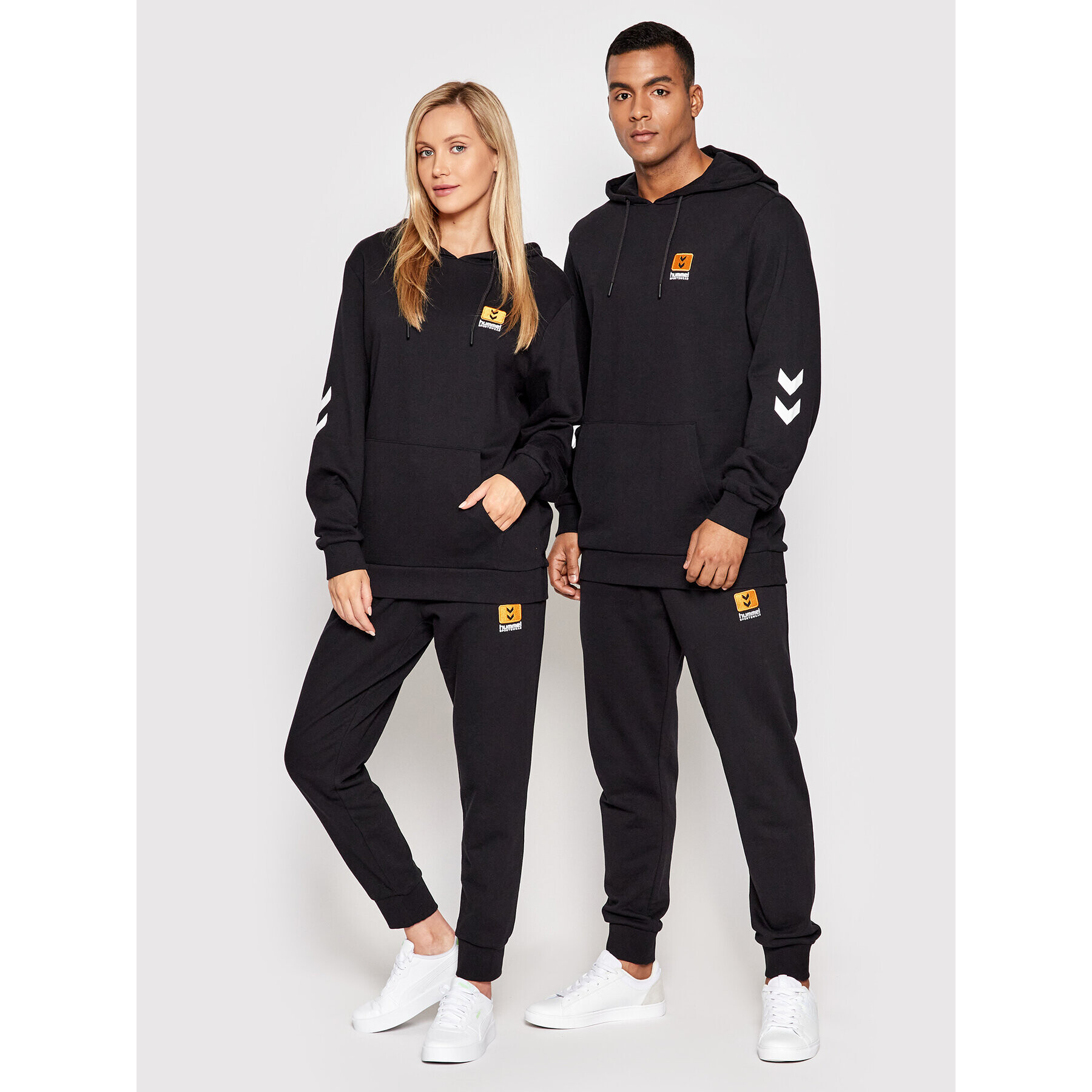 Hummel Mikina Unisex Legacy Liam 213723 Černá Regular Fit - Pepit.cz