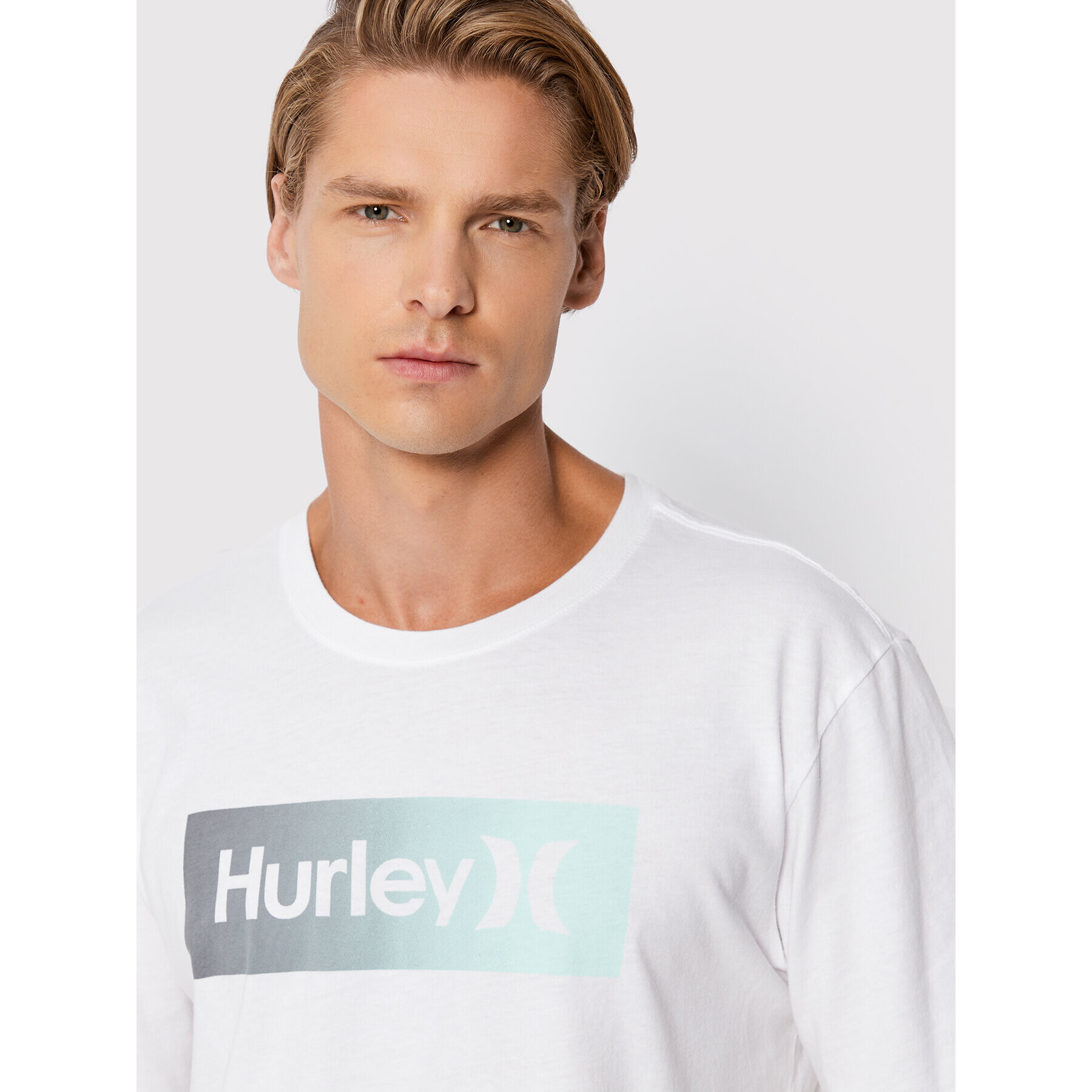 Hurley T-Shirt Evd Oao Boxed Gradient DB3252 Bílá Regular Fit - Pepit.cz