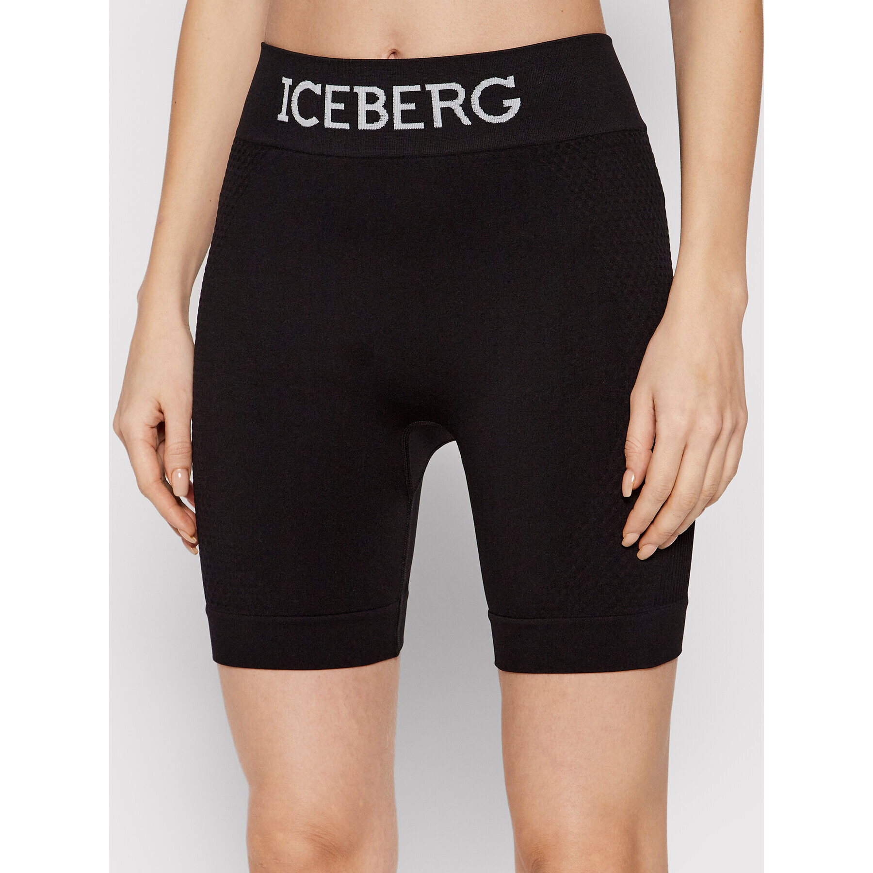 Iceberg Sportovní kraťasy 22EI2P0DA216303 Černá Slim Fit - Pepit.cz