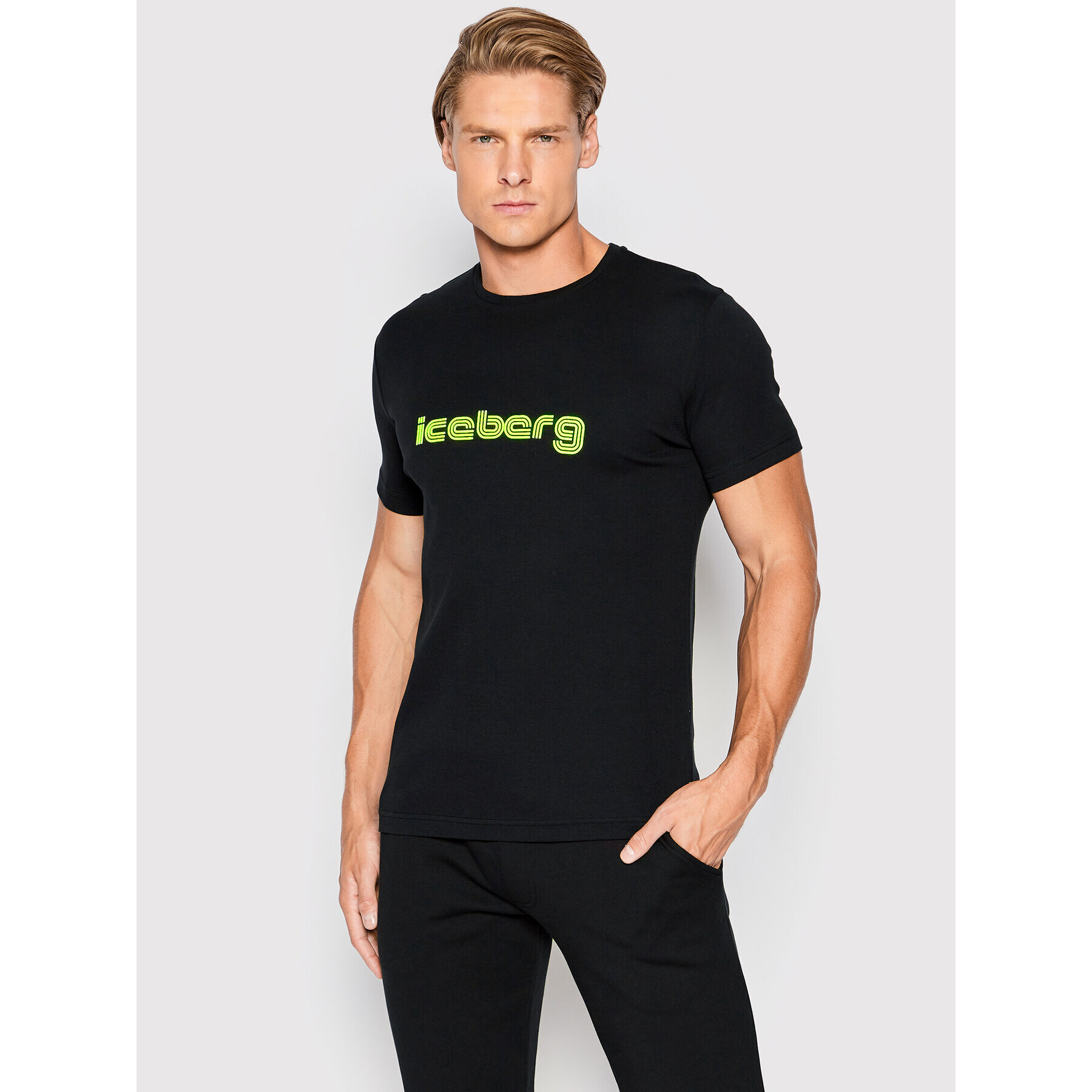 Iceberg T-Shirt 22II1P0F0176307 Černá Regular Fit - Pepit.cz