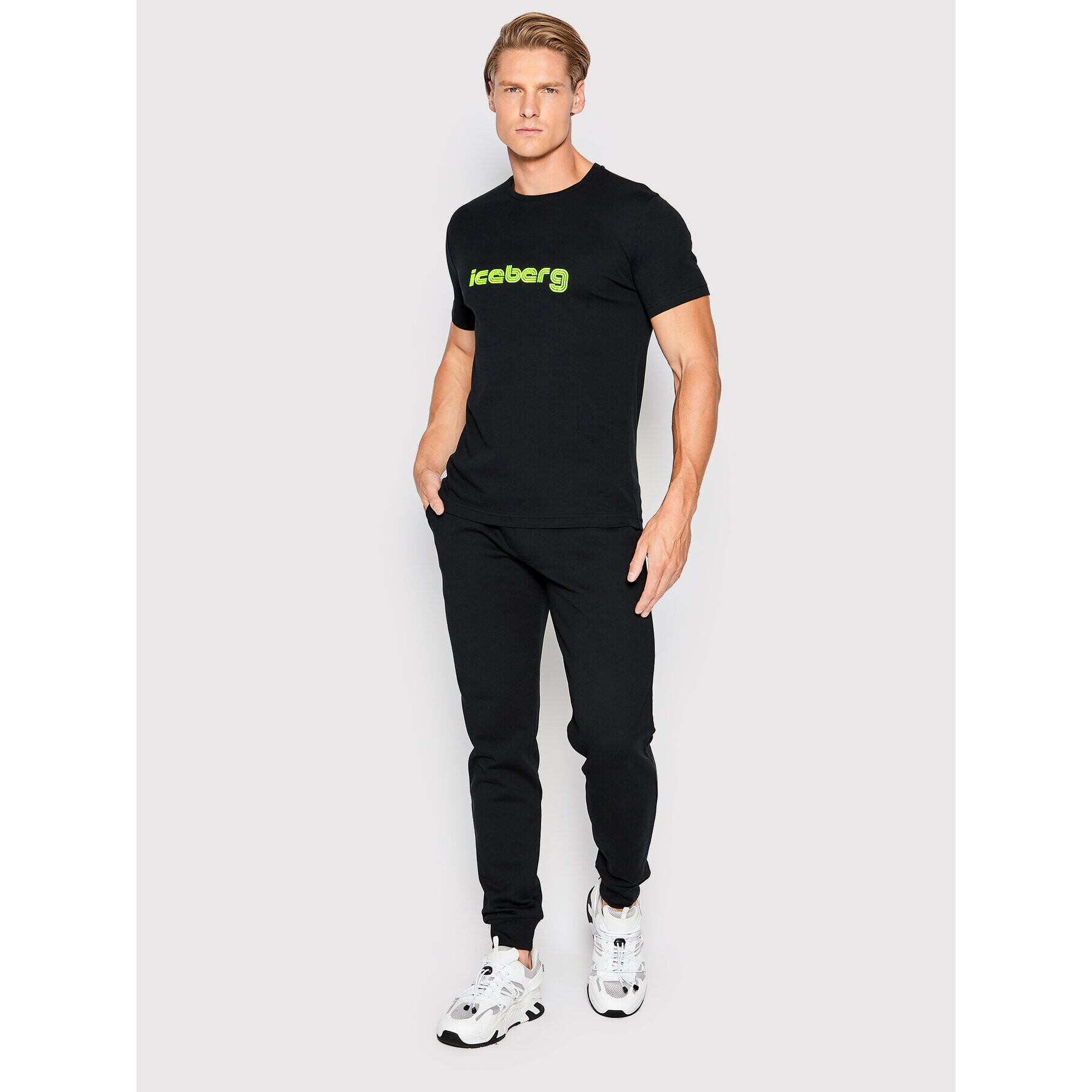 Iceberg T-Shirt 22II1P0F0176307 Černá Regular Fit - Pepit.cz