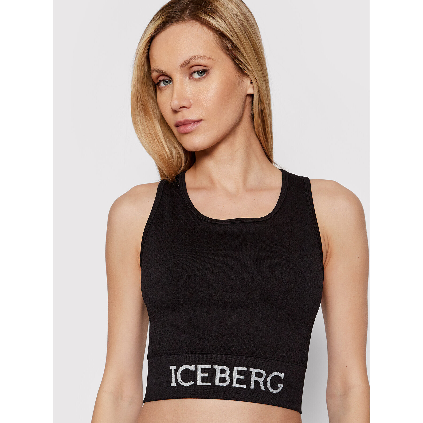 Iceberg Top 22EI2P0TA136303 Černá Slim Fit - Pepit.cz