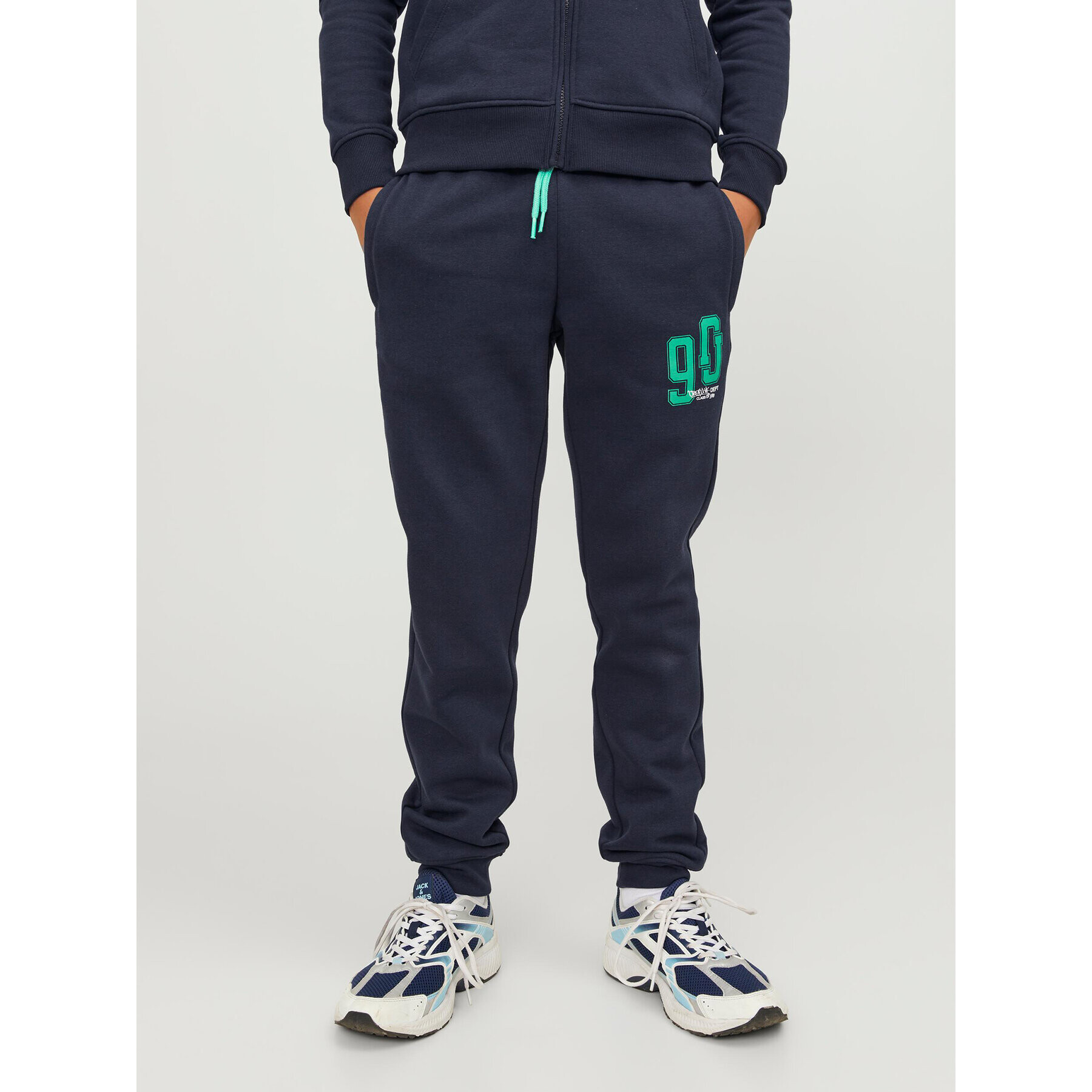 Jack&Jones Junior Teplákové kalhoty 12243083 Tmavomodrá Relaxed Fit - Pepit.cz