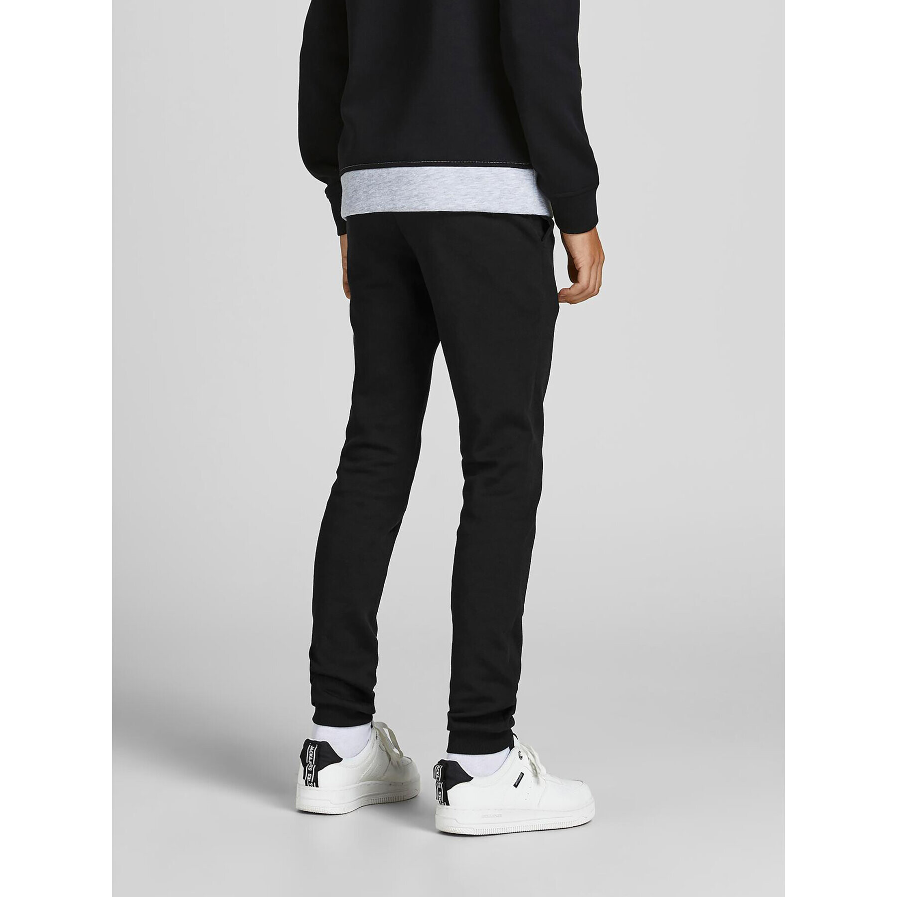 Jack&Jones Junior Teplákové kalhoty Basic 12190406 Černá Regular Fit - Pepit.cz