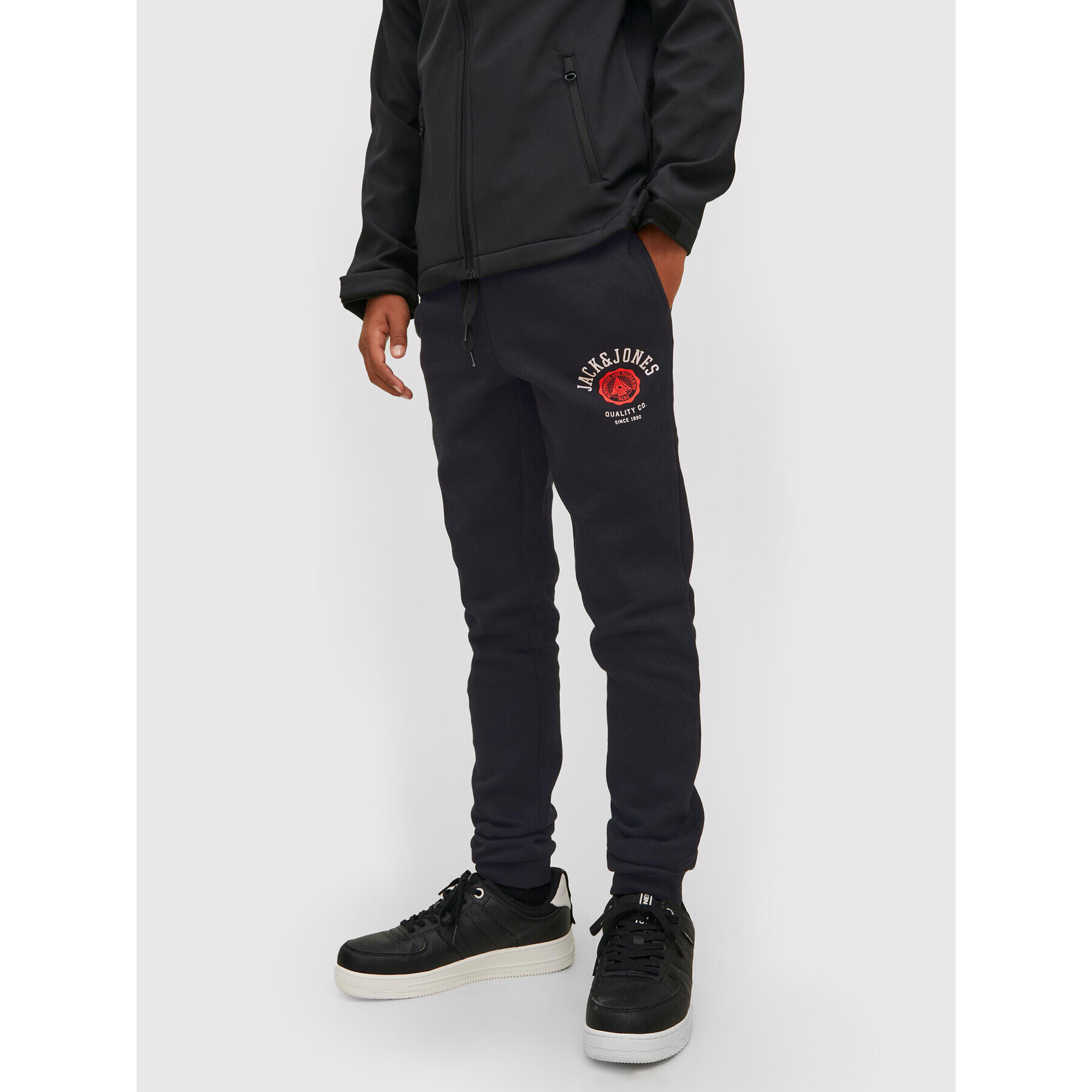 Jack&Jones Junior Teplákové kalhoty Logo 12213086 Černá Regular Fit - Pepit.cz