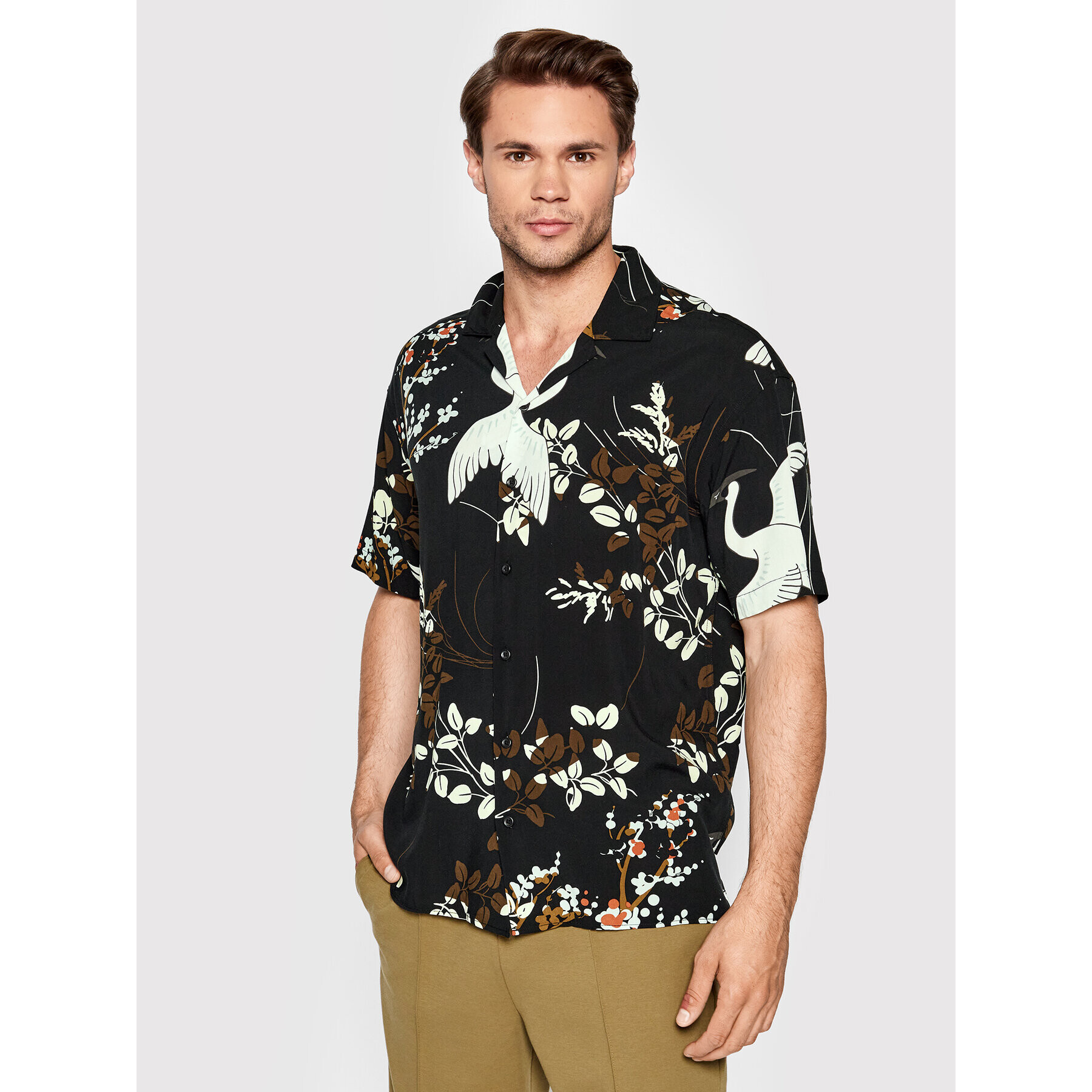 Jack&Jones PREMIUM Košile Tropic 12202240 Černá Relaxed Fit - Pepit.cz