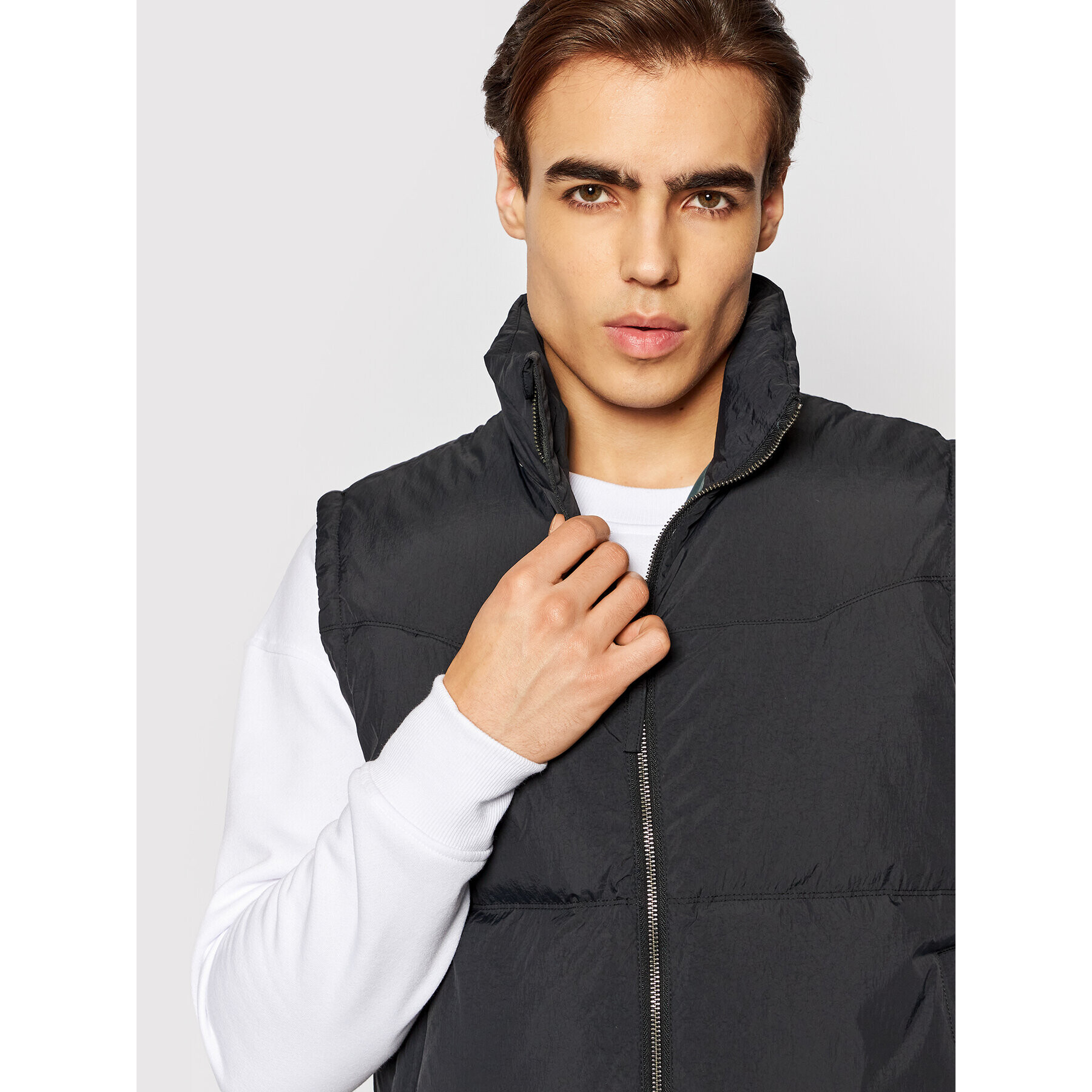 Jack&Jones PREMIUM Vesta Lawind 12191277 Černá Regular Fit - Pepit.cz