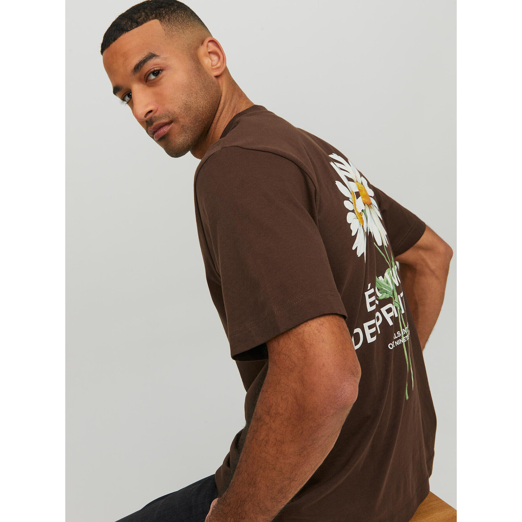 Jack&Jones T-Shirt Flores 12228776 Hnědá Loose Fit - Pepit.cz