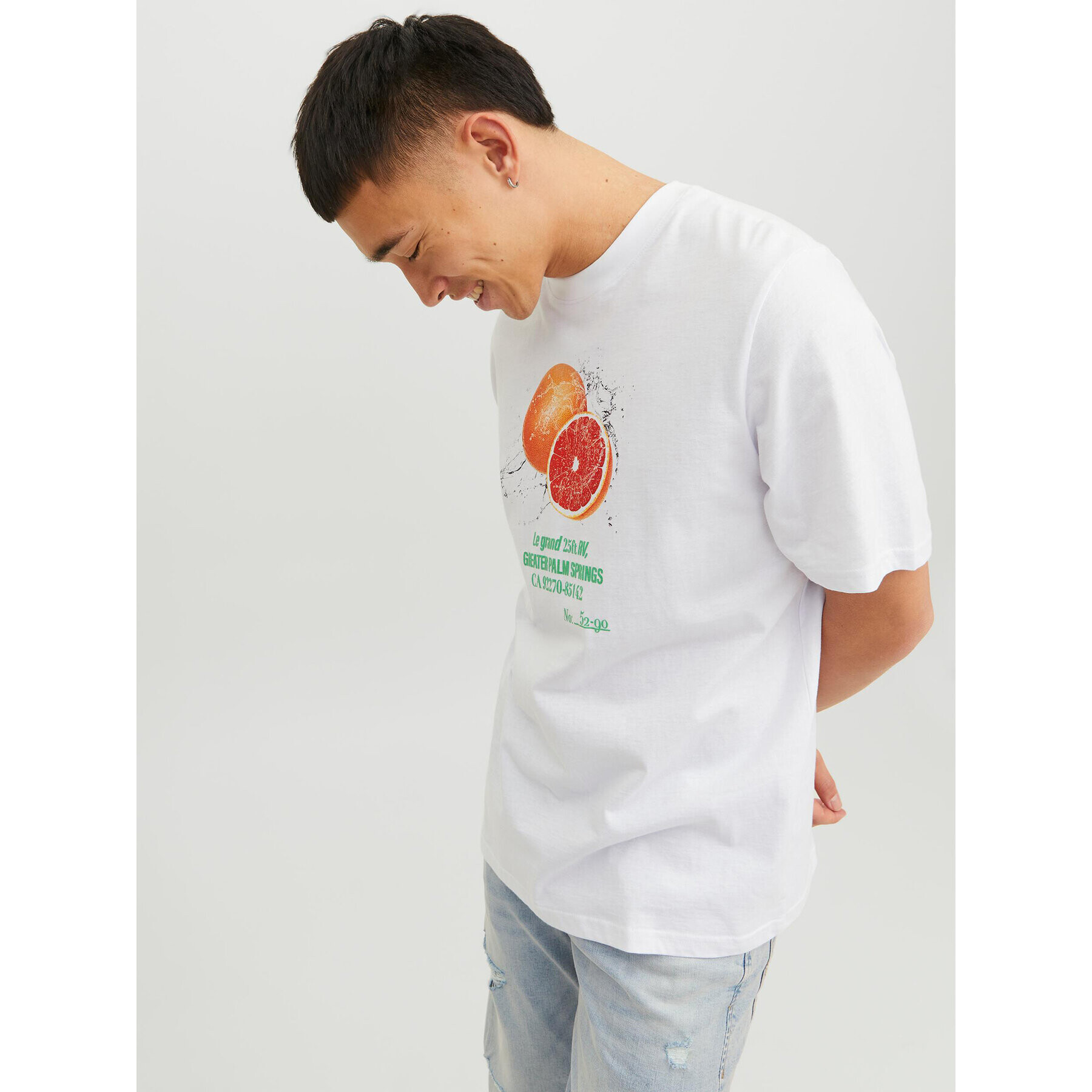 Jack&Jones T-Shirt Grocery 12230754 Bílá Oversize - Pepit.cz