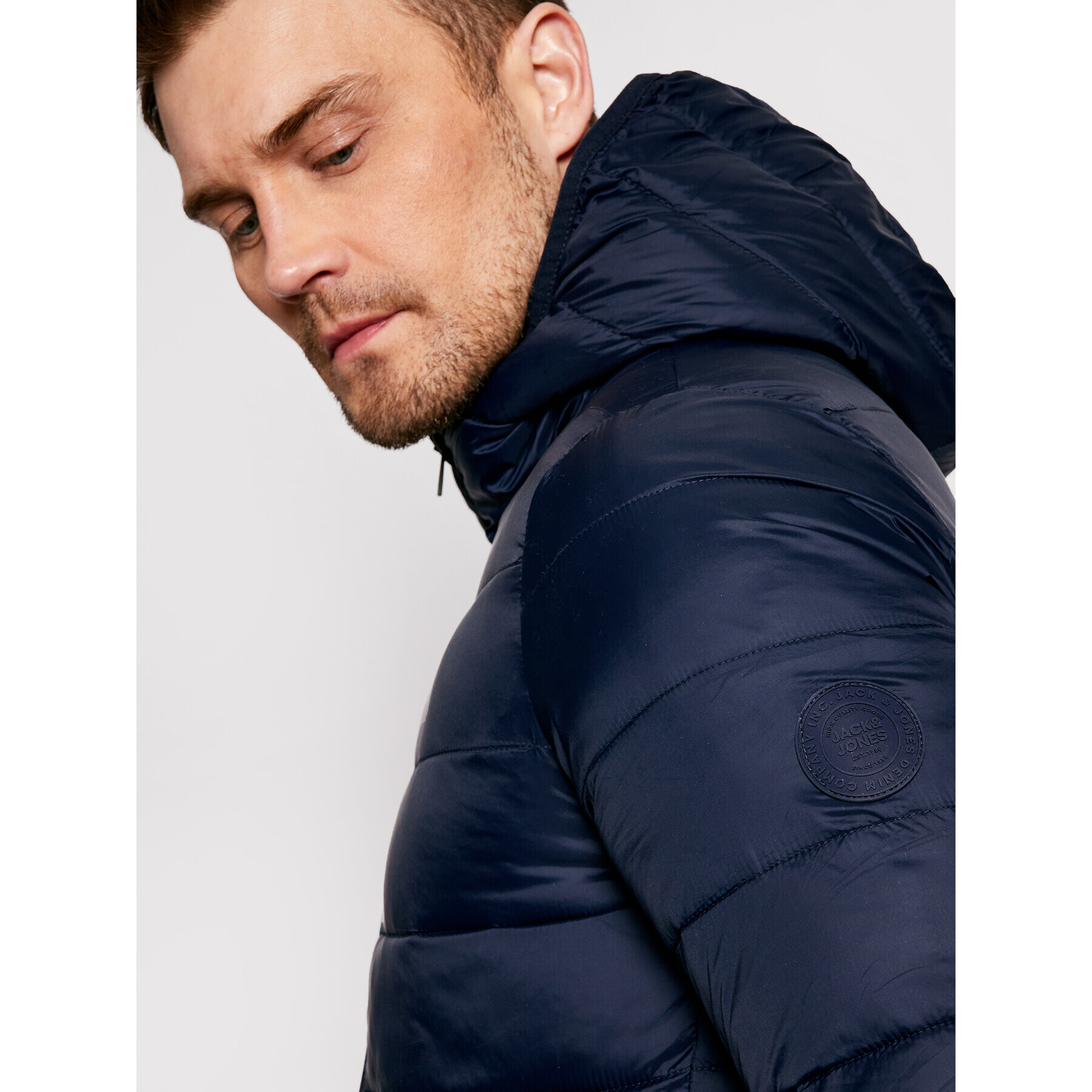 Jack&Jones Vatovaná bunda Magic 12173751 Tmavomodrá Regular Fit - Pepit.cz