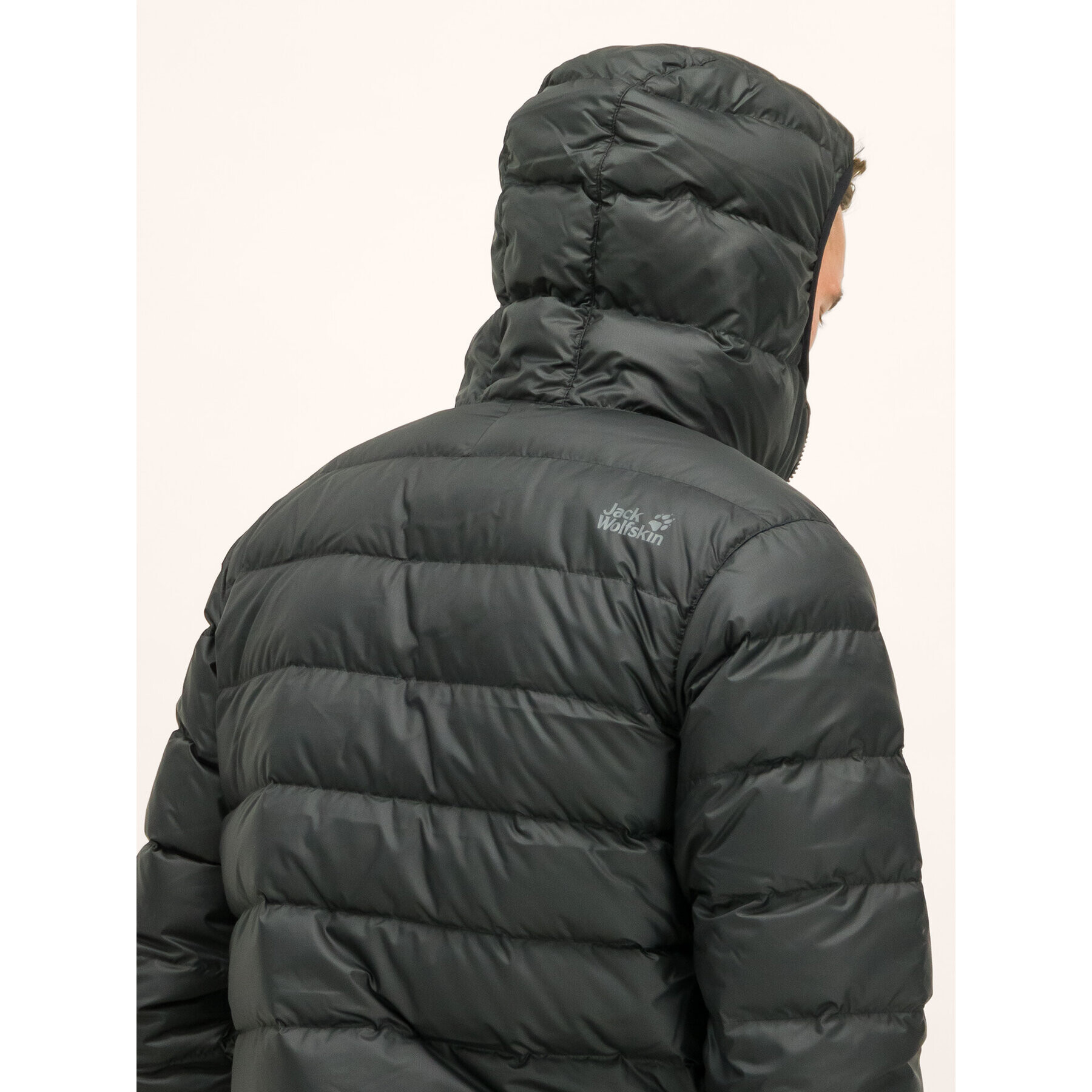 Jack Wolfskin Vatovaná bunda Helium 1200573 Černá Regular Fit - Pepit.cz