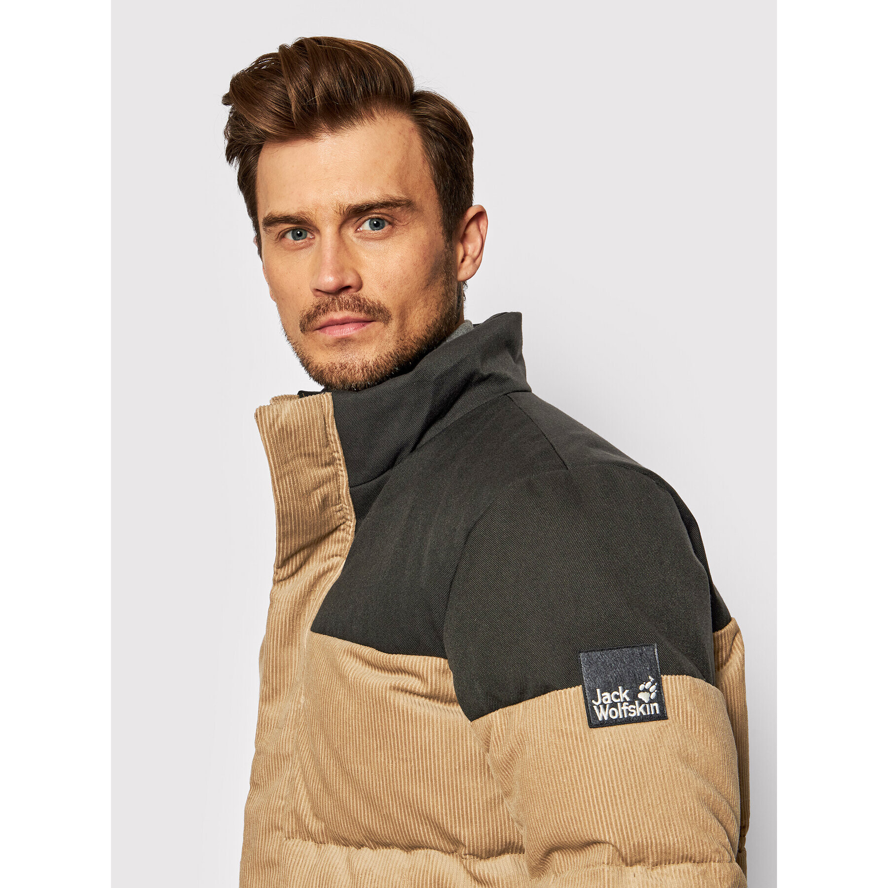 Jack Wolfskin Vatovaná bunda Nature 1206331 Béžová Regular Fit - Pepit.cz