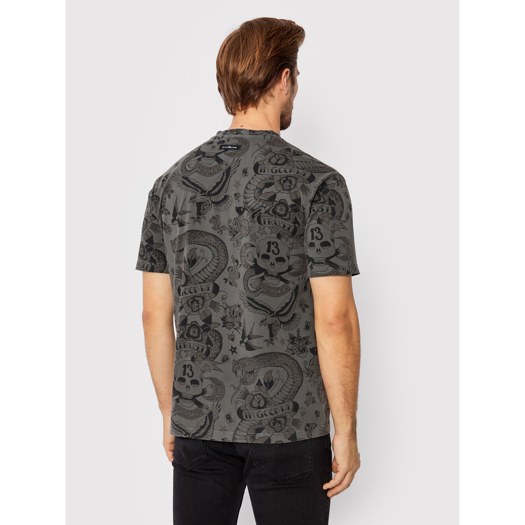 John Richmond T-Shirt Tattoo Print RMA22077TS Šedá Regular Fit - Pepit.cz