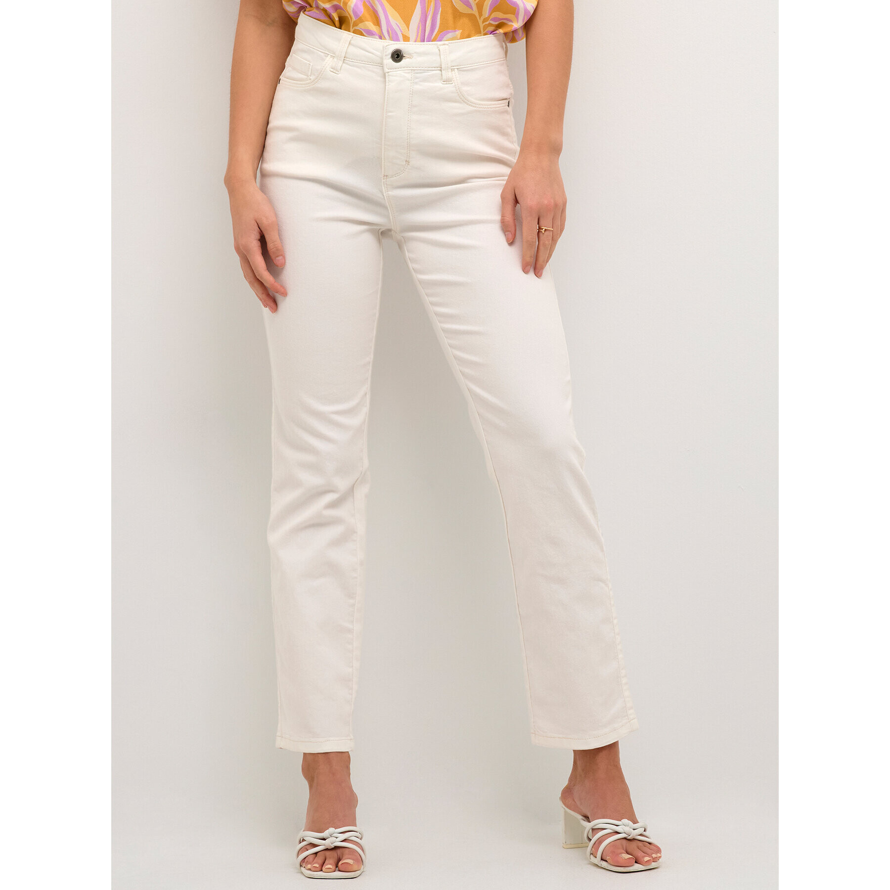 Kaffe Jeansy Zelina 10506341 Bílá Straight Fit - Pepit.cz