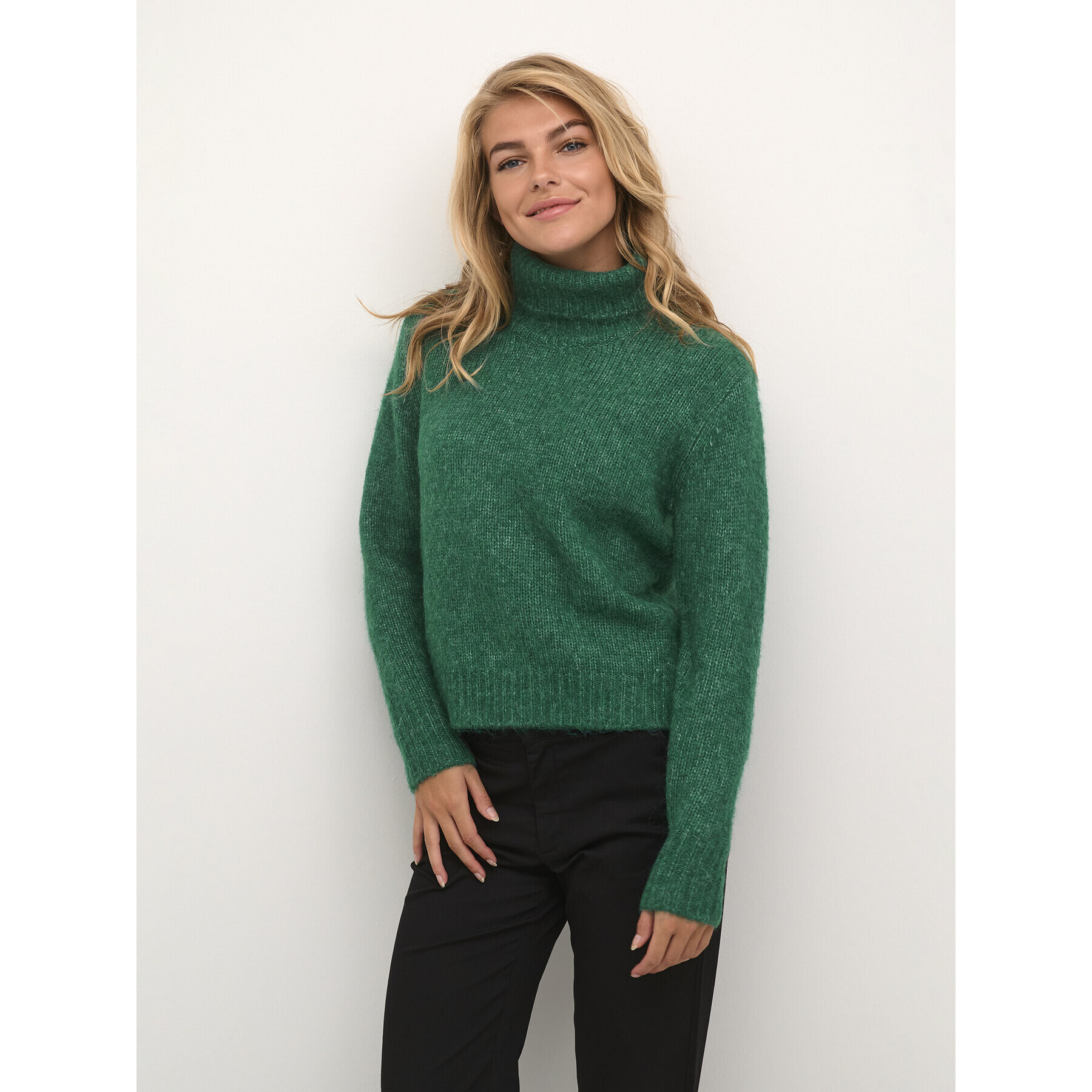 Kaffe Svetr Kaalioma Rollneck 10506946 Zelená Loose Fit - Pepit.cz