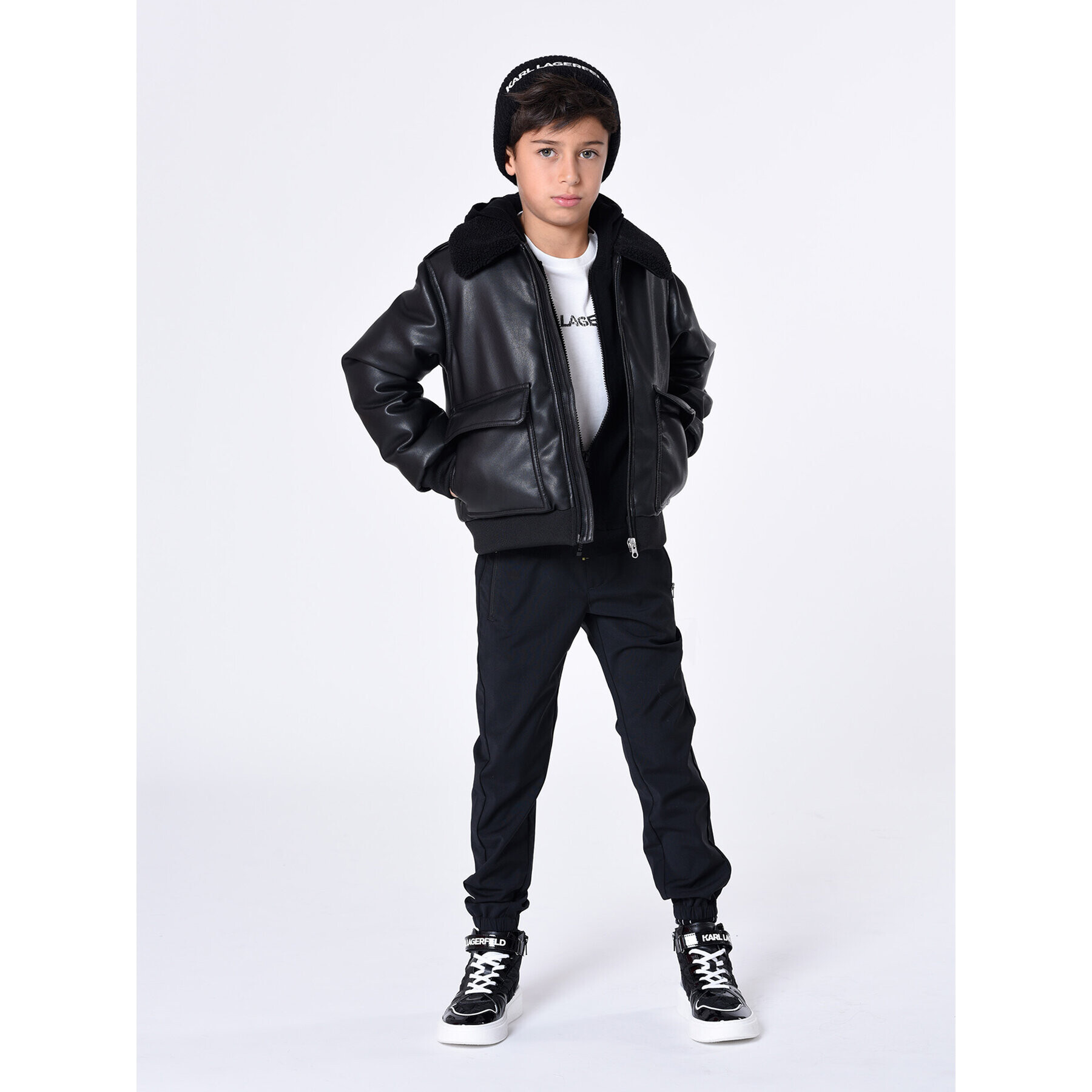 Karl Lagerfeld Kids Kalhoty z materiálu Z24167 D Černá Regular Fit - Pepit.cz