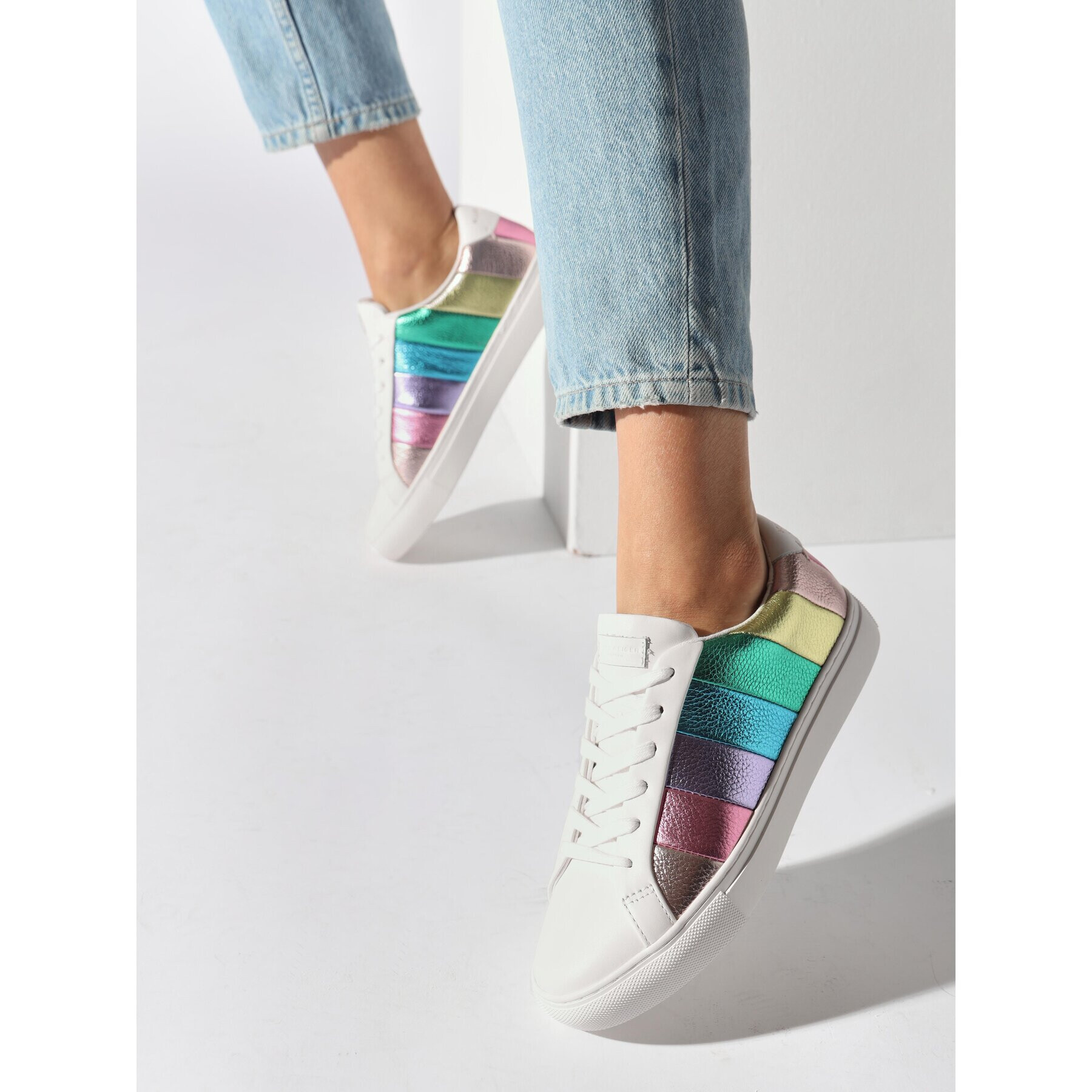 Kurt Geiger Sneakersy Lane Stripe 9819865109 Bílá - Pepit.cz