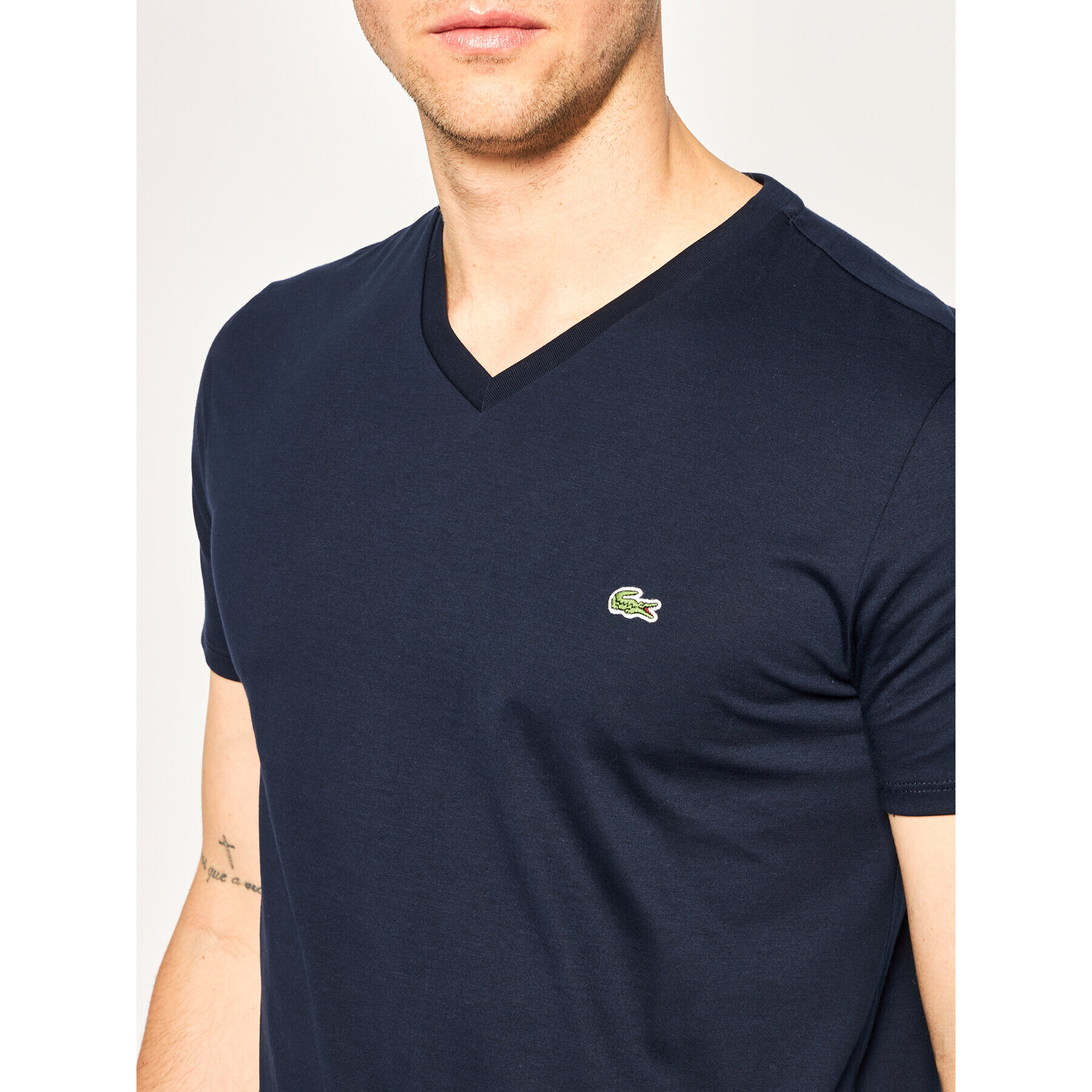 Lacoste T-Shirt TH6710 Tmavomodrá Regular Fit - Pepit.cz