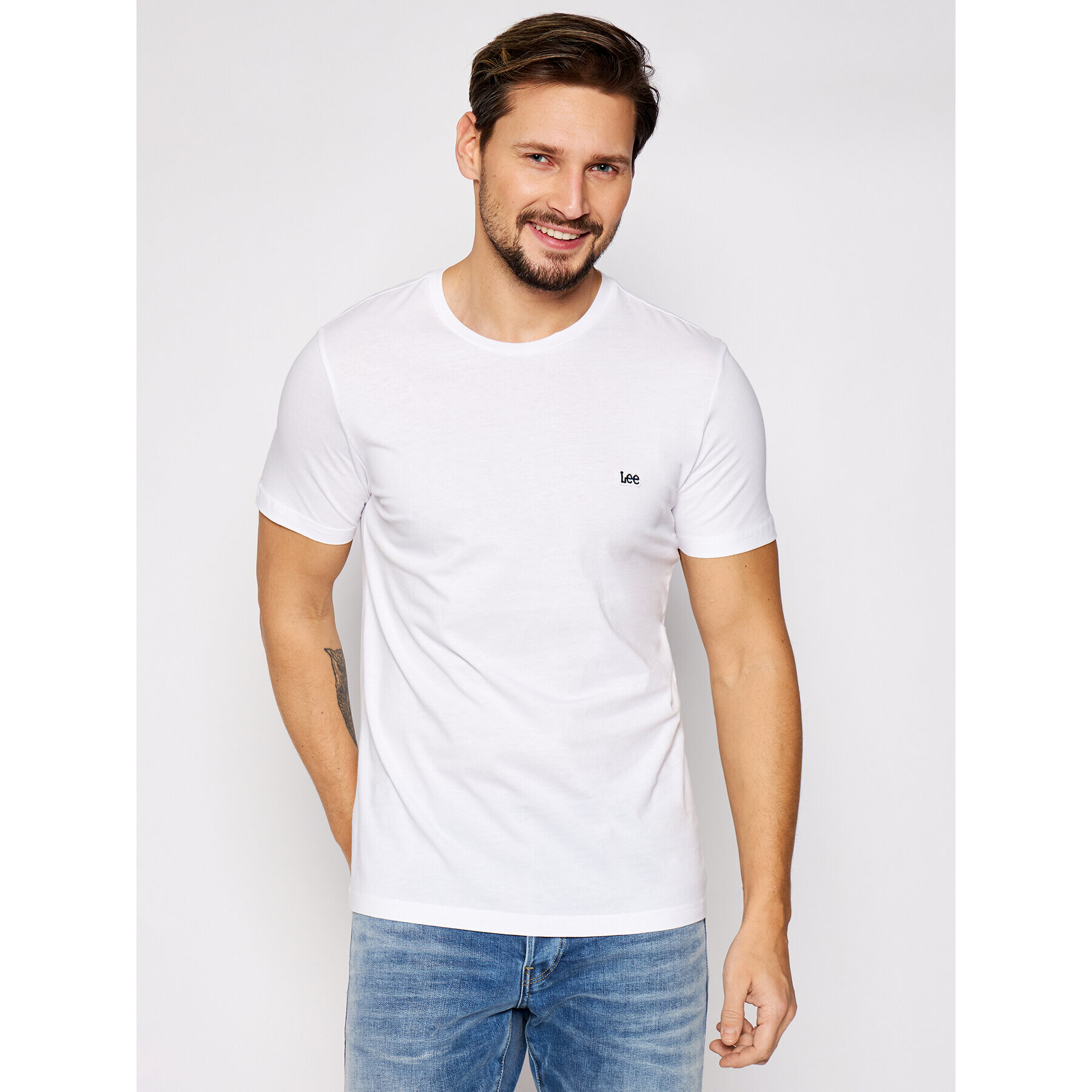 Lee T-Shirt SS Patch Logo Tee L60UFQ12 Bílá Regular Fit - Pepit.cz