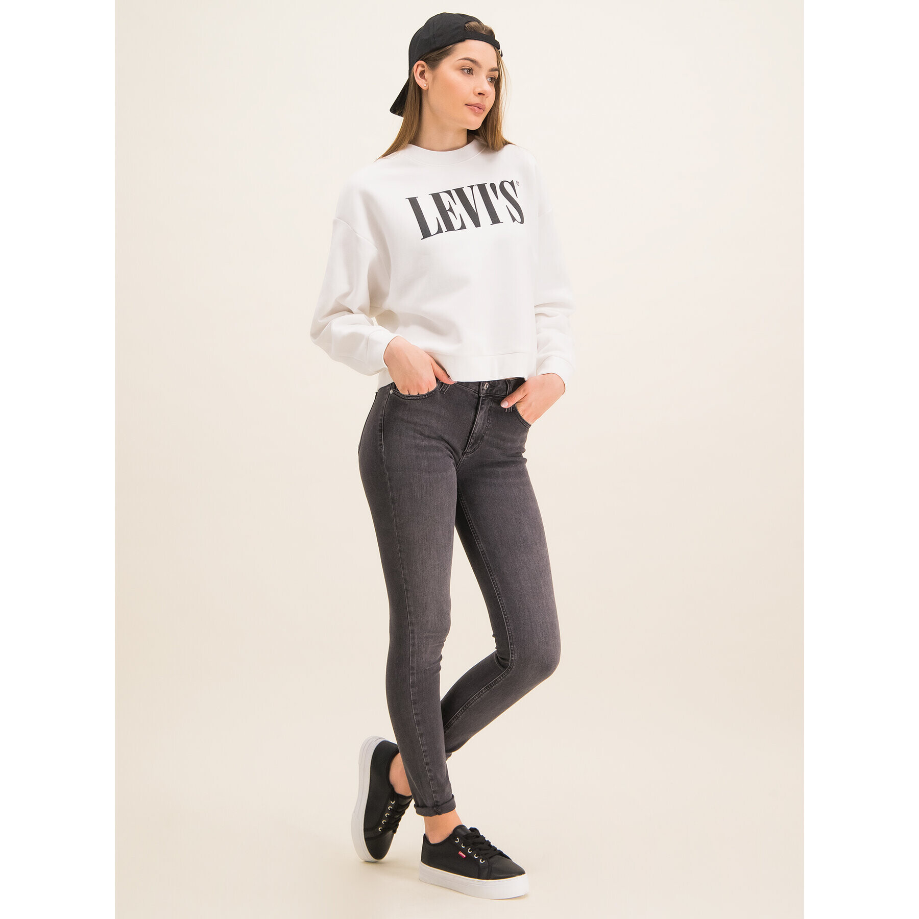 Levi's® Mikina Graphic Diana Crewneck 85283-0000 Bílá Oversize Fit - Pepit.cz