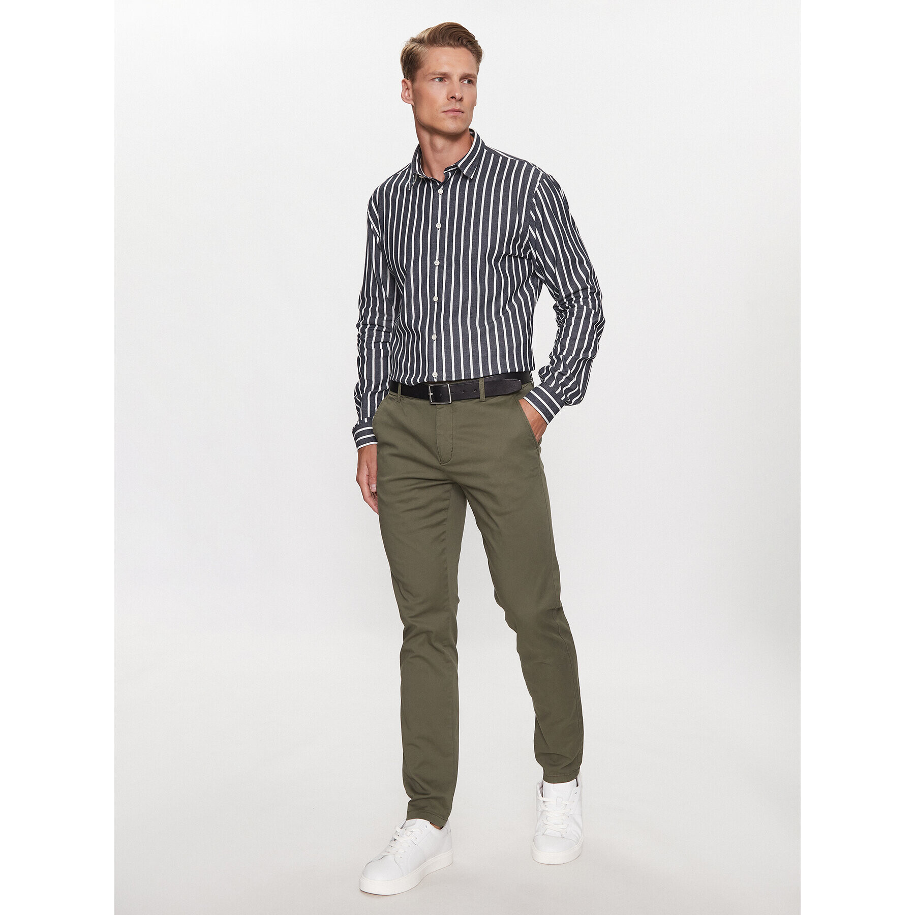 Lindbergh Košile 30-203484 Tmavomodrá Slim Fit - Pepit.cz