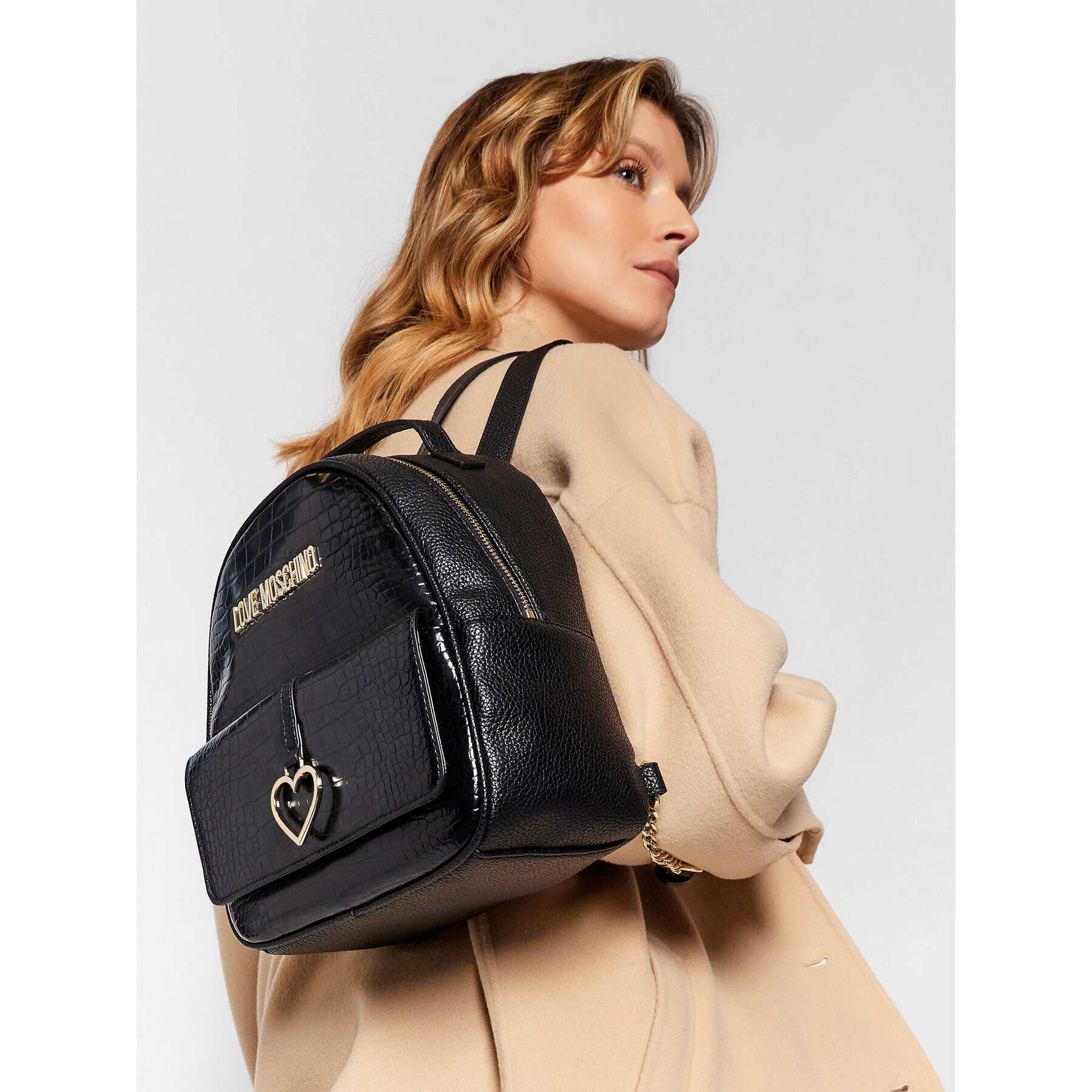 LOVE MOSCHINO Batoh JC4262PP0DKF100A Černá - Pepit.cz