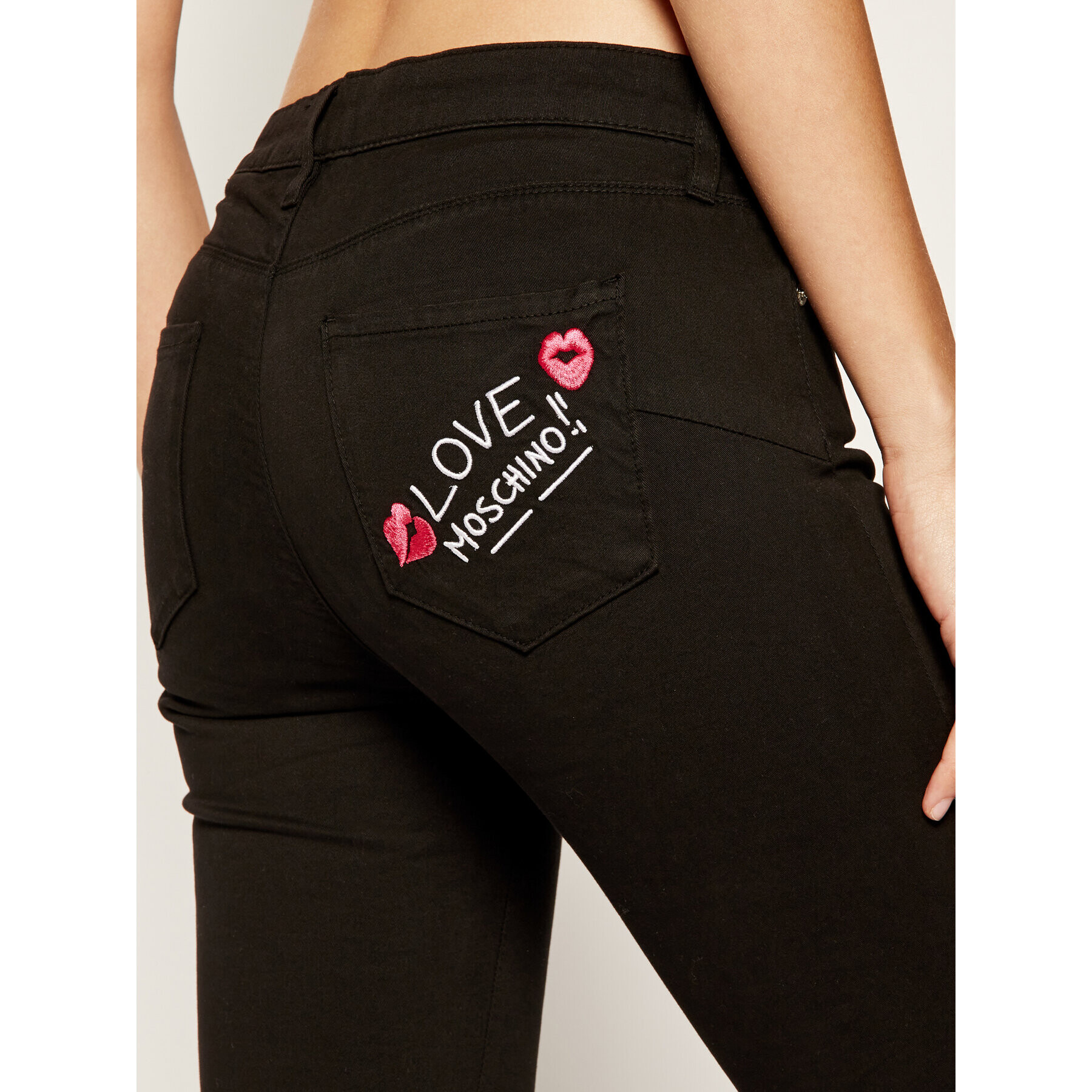 LOVE MOSCHINO Jeansy WQ43004S3300 Černá Regular Fit - Pepit.cz