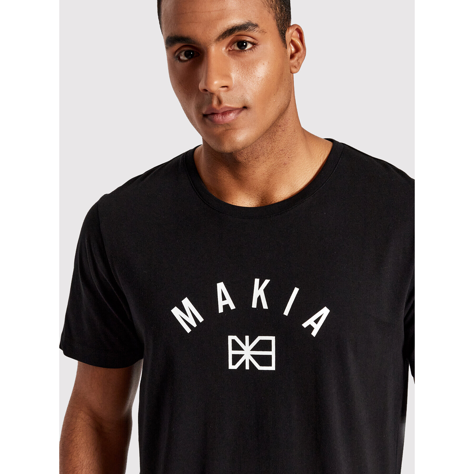 Makia T-Shirt Brand M21200 Černá Regular Fit - Pepit.cz