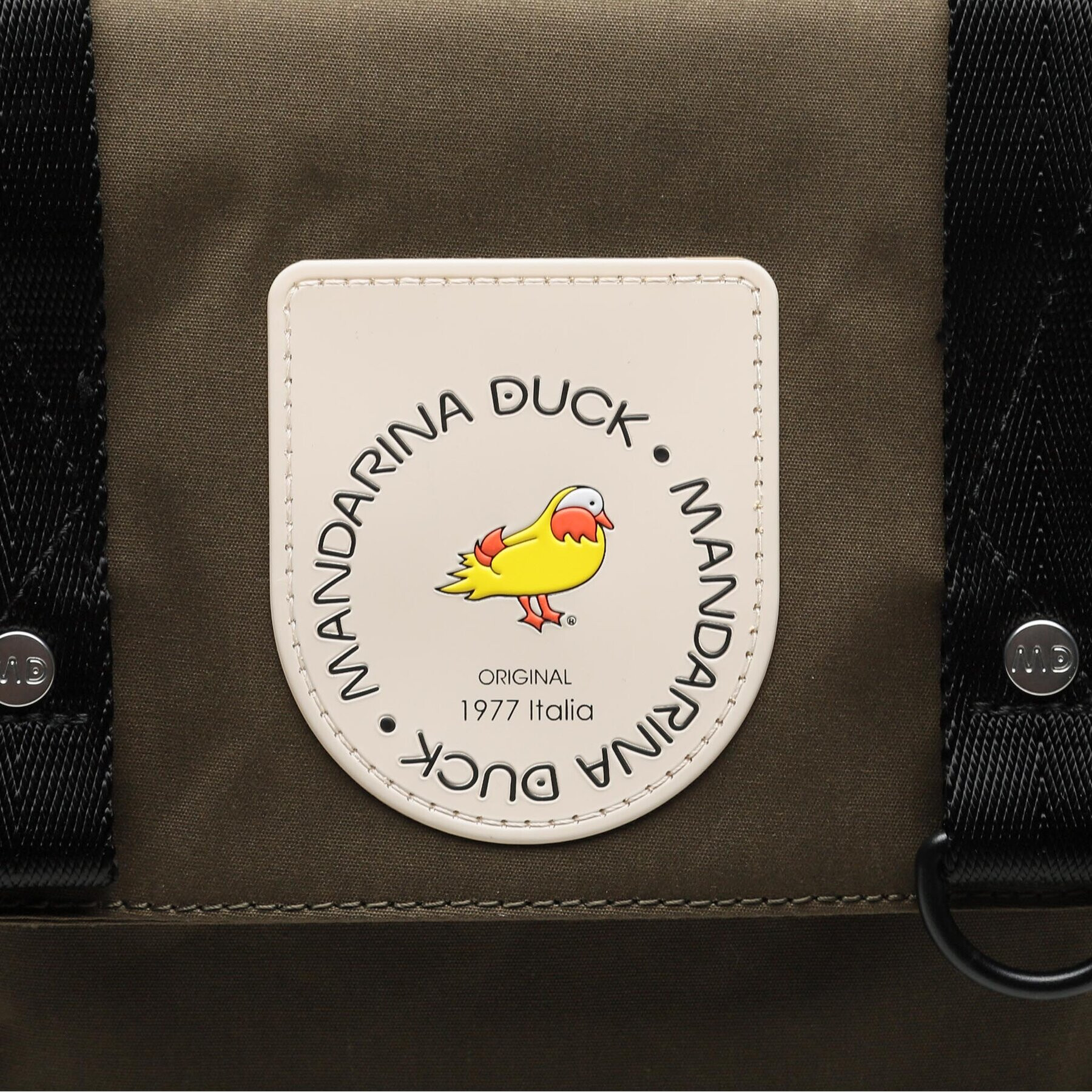 Mandarina Duck Batoh Anniversary P10JXT0101Z Khaki - Pepit.cz