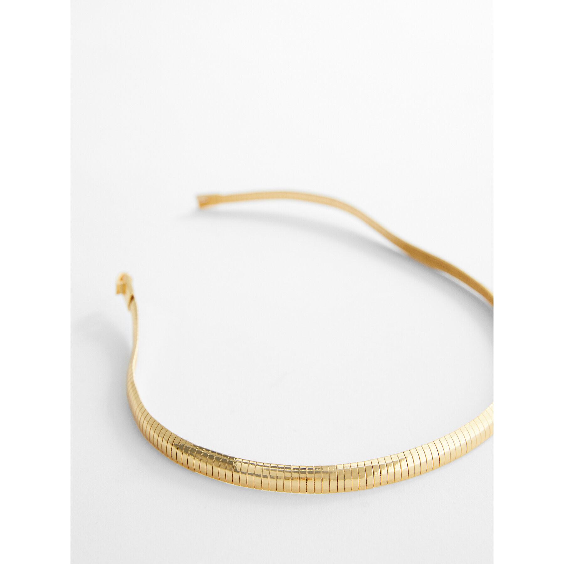 Mango Choker Gadea 47056314 Zlatá - Pepit.cz