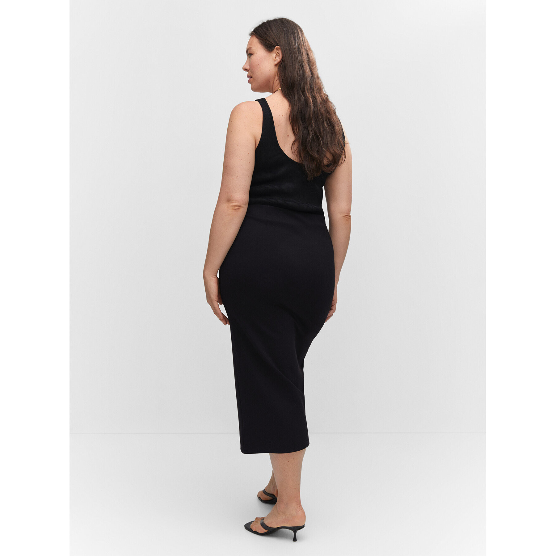 Mango Midi sukně Midrom 57033807 Černá Regular Fit - Pepit.cz