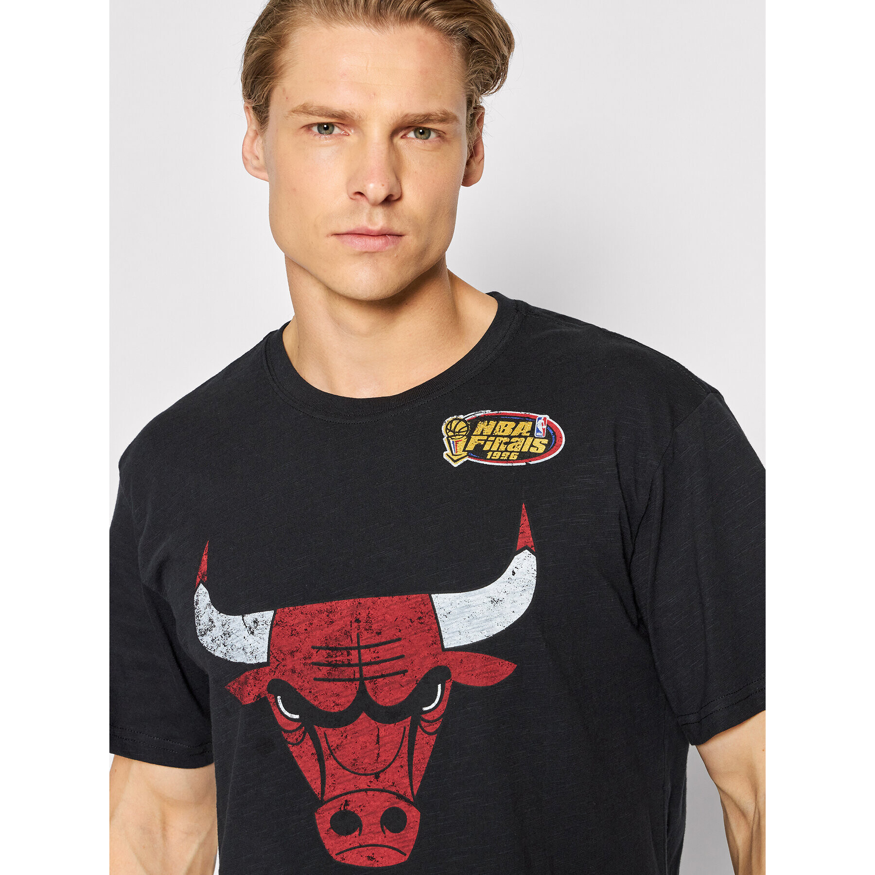 Mitchell & Ness T-Shirt TCRW1221 Černá Regular Fit - Pepit.cz