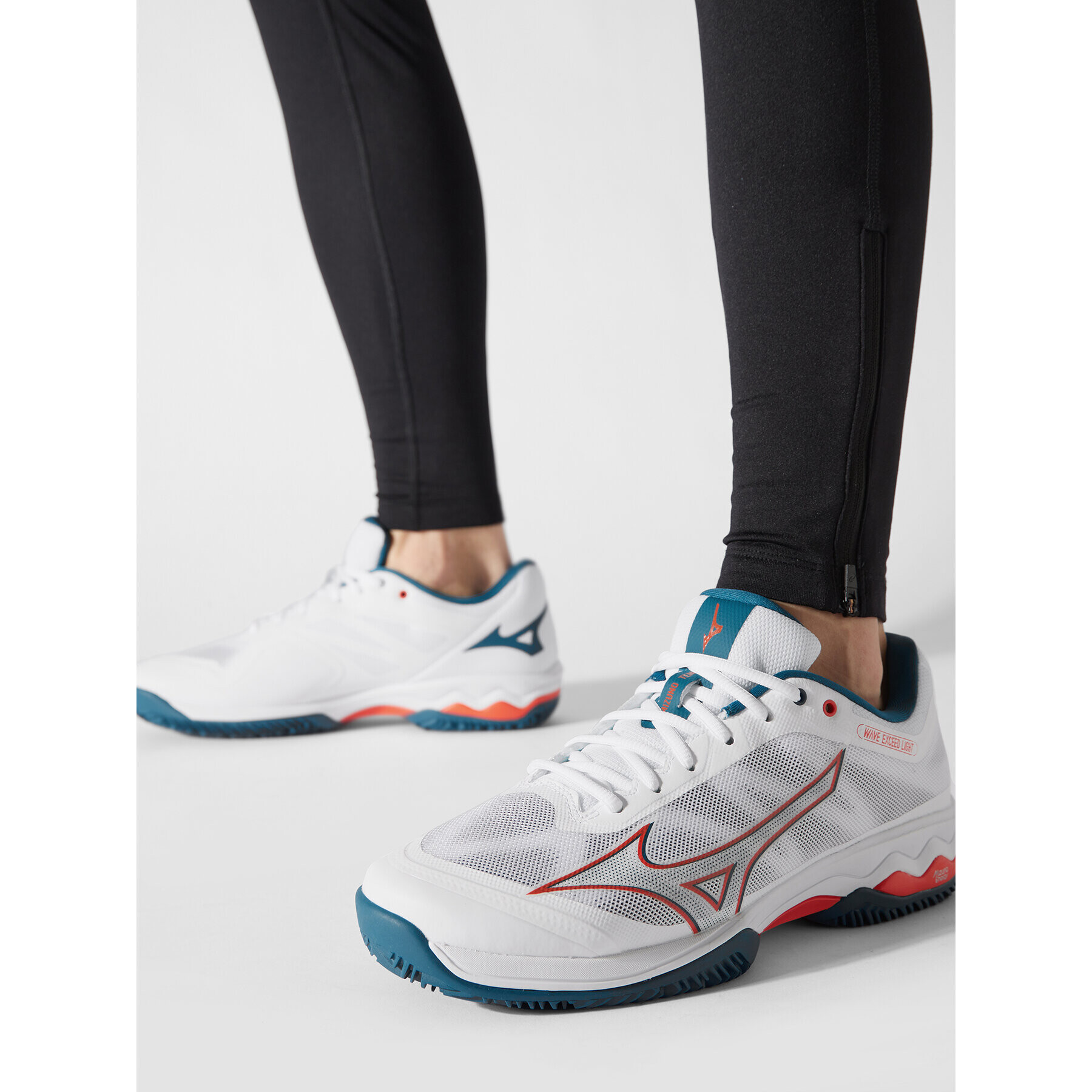 Mizuno Boty Wave Exceed Light Cc 61GC222030 Bílá - Pepit.cz