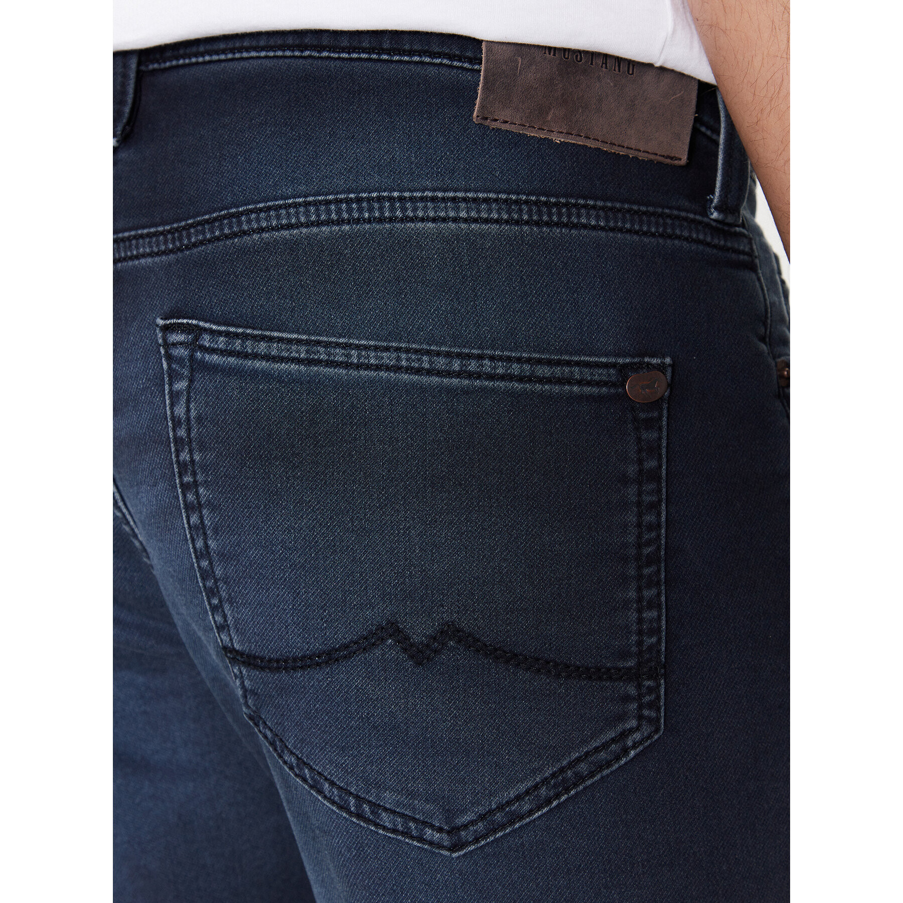 Mustang Jeansy Oregon 3112-5576 Tmavomodrá Tapered Fit - Pepit.cz