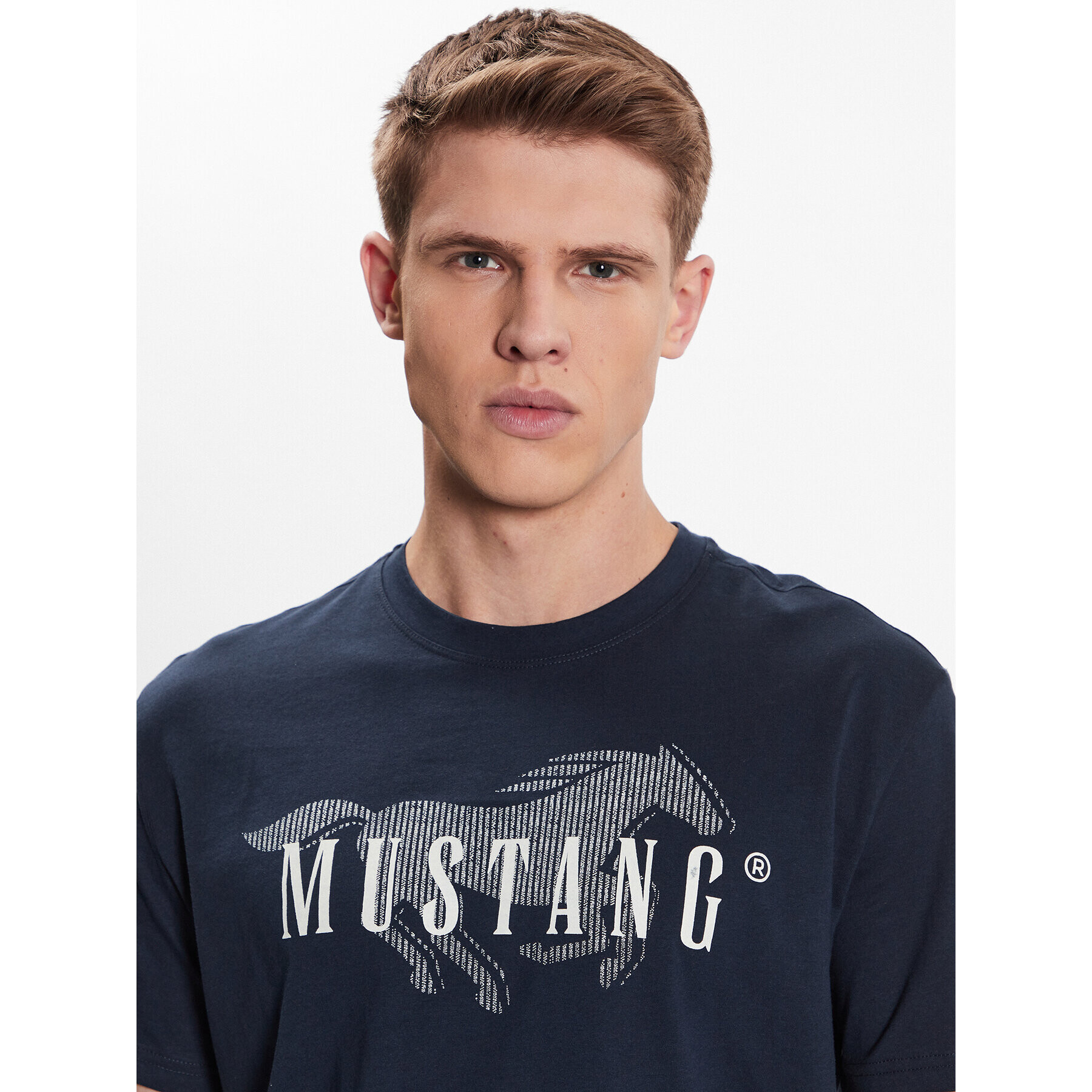 Mustang T-Shirt Alex 1013547 Tmavomodrá Regular Fit - Pepit.cz