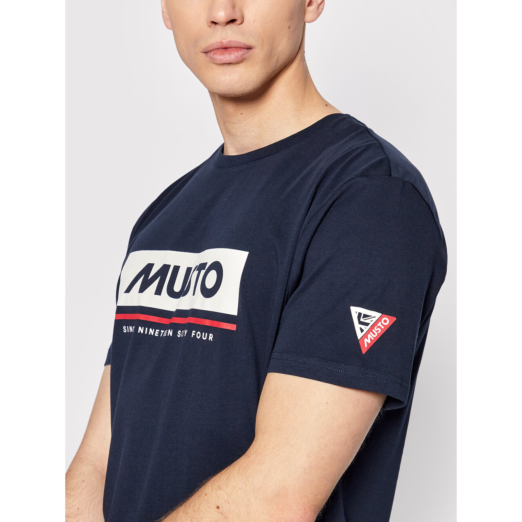 Musto T-Shirt Marina 82198 Tmavomodrá Regular Fit - Pepit.cz